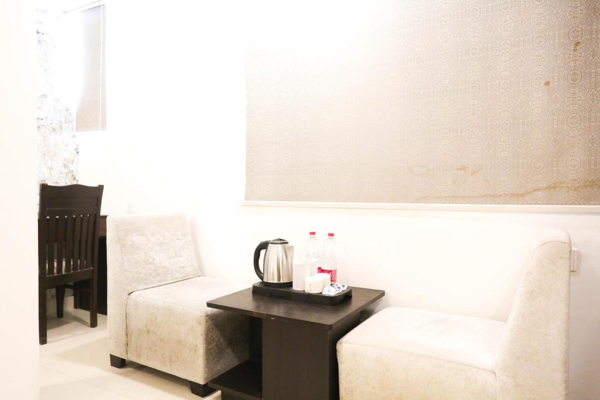 Hotel Aashiyana 3*