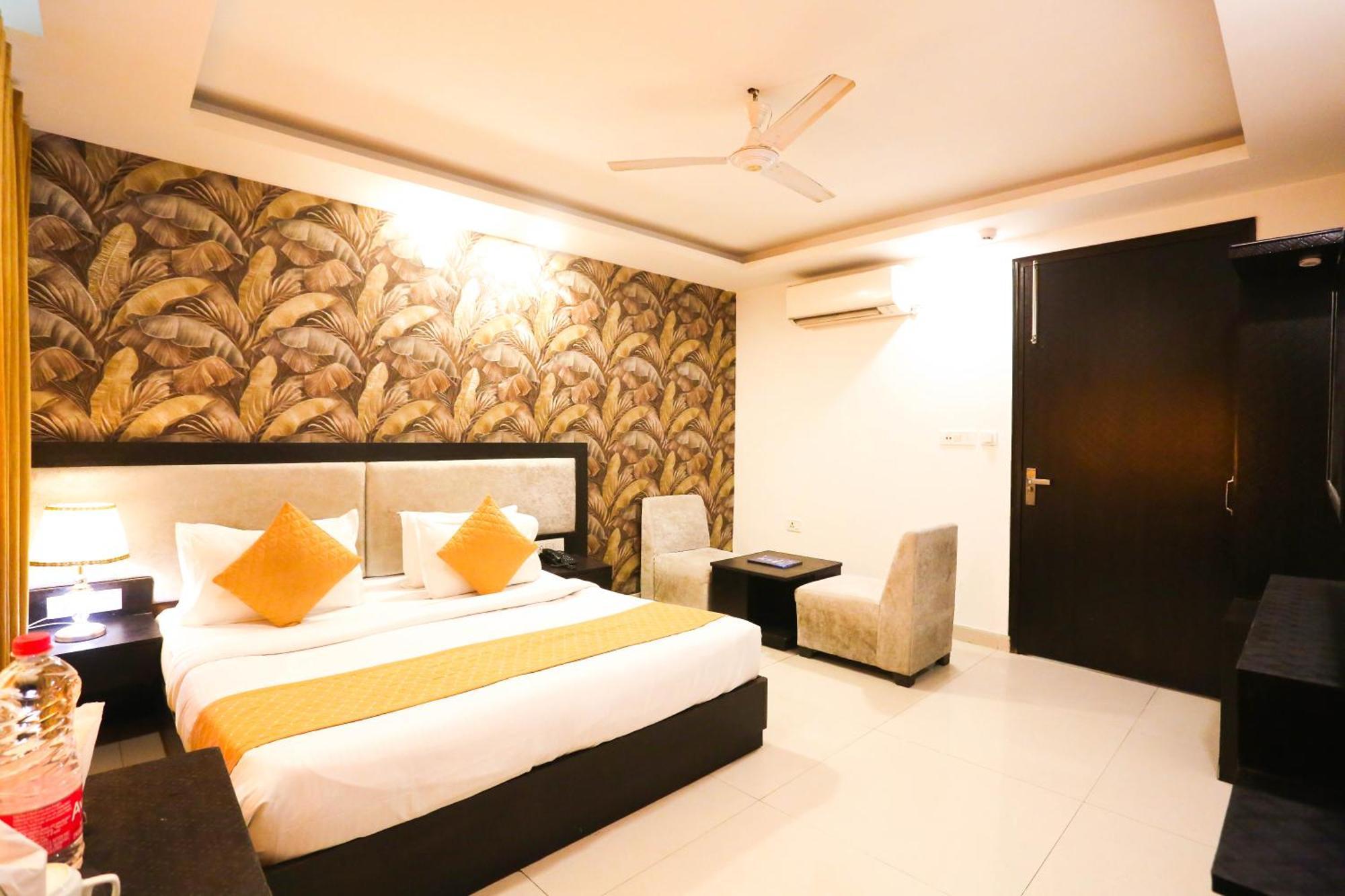 Hotel Aashiyana