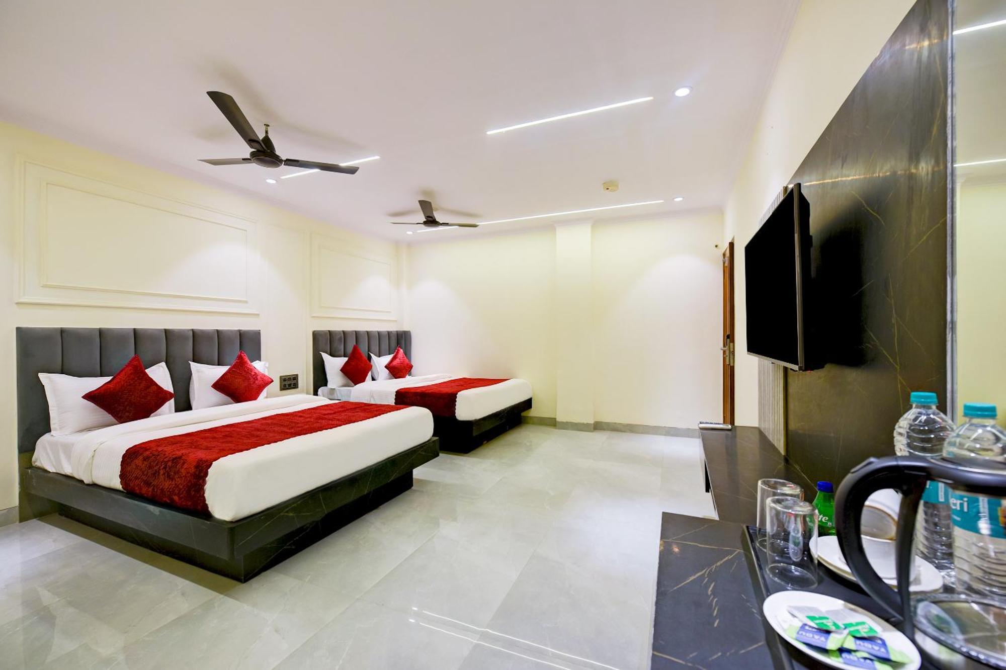 Surya Plaza Hotel Nova Deli