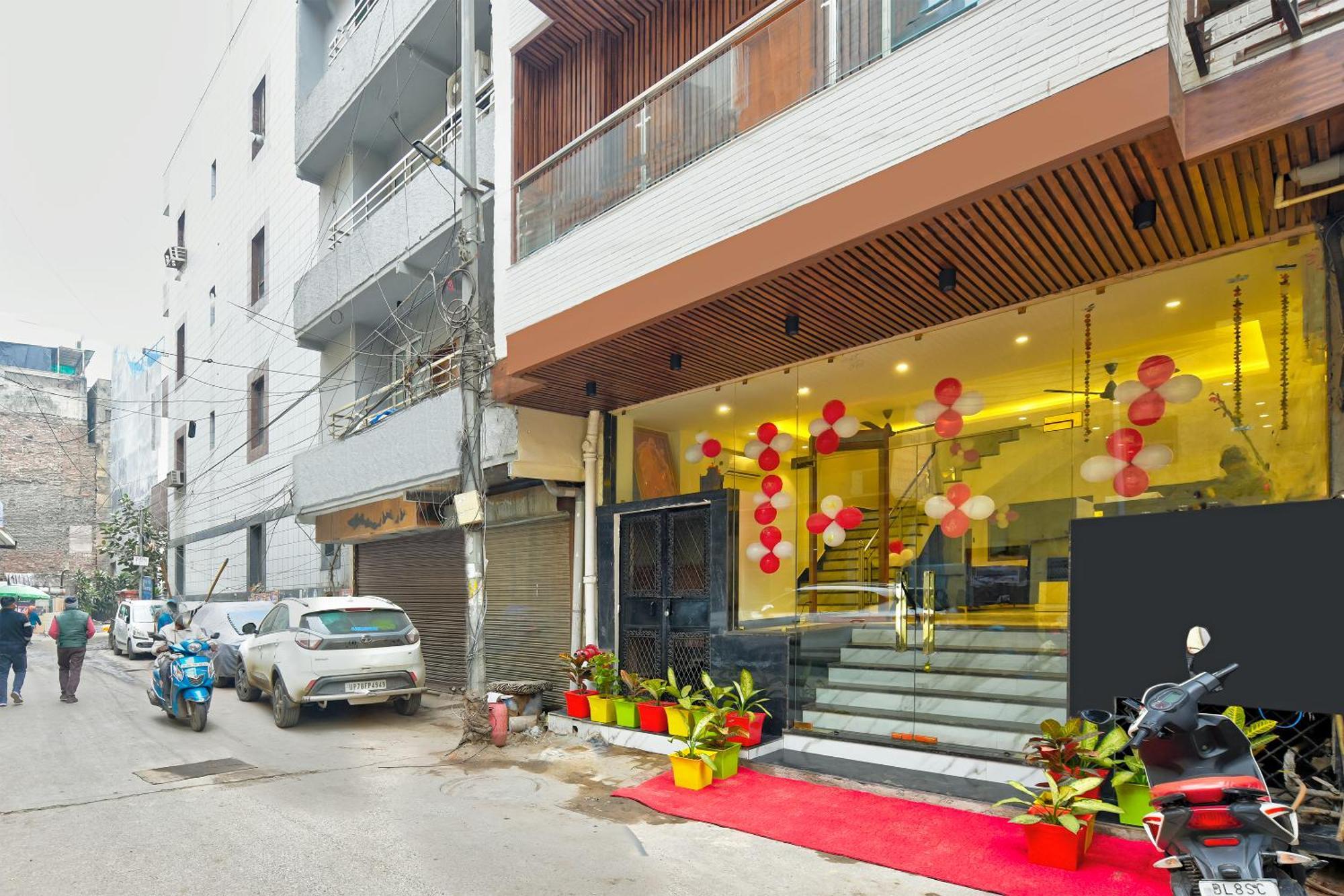 Hotel Surya Plaza Nova Deli