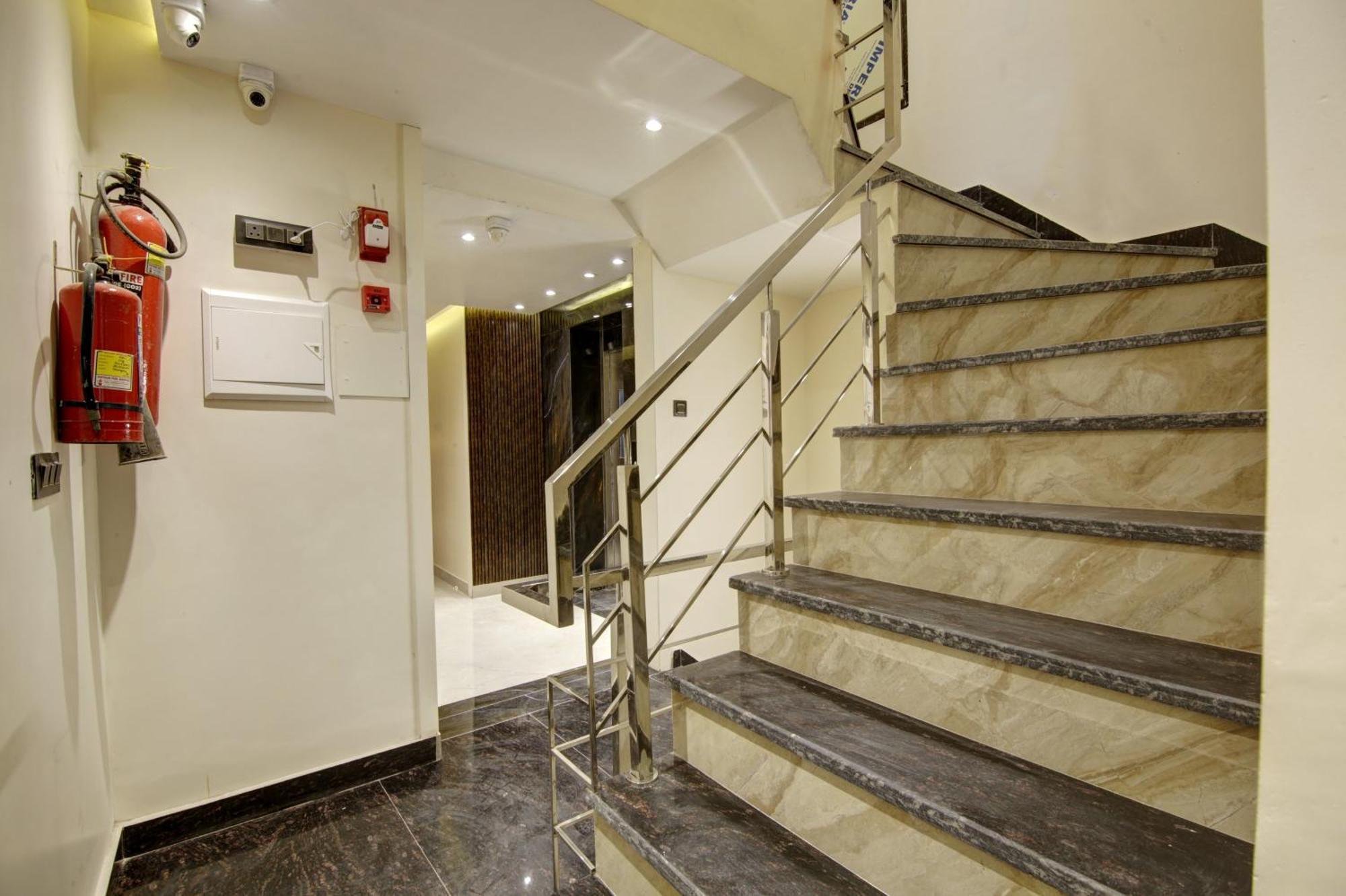 Bless - Near Connaught Place Hotel 4*
