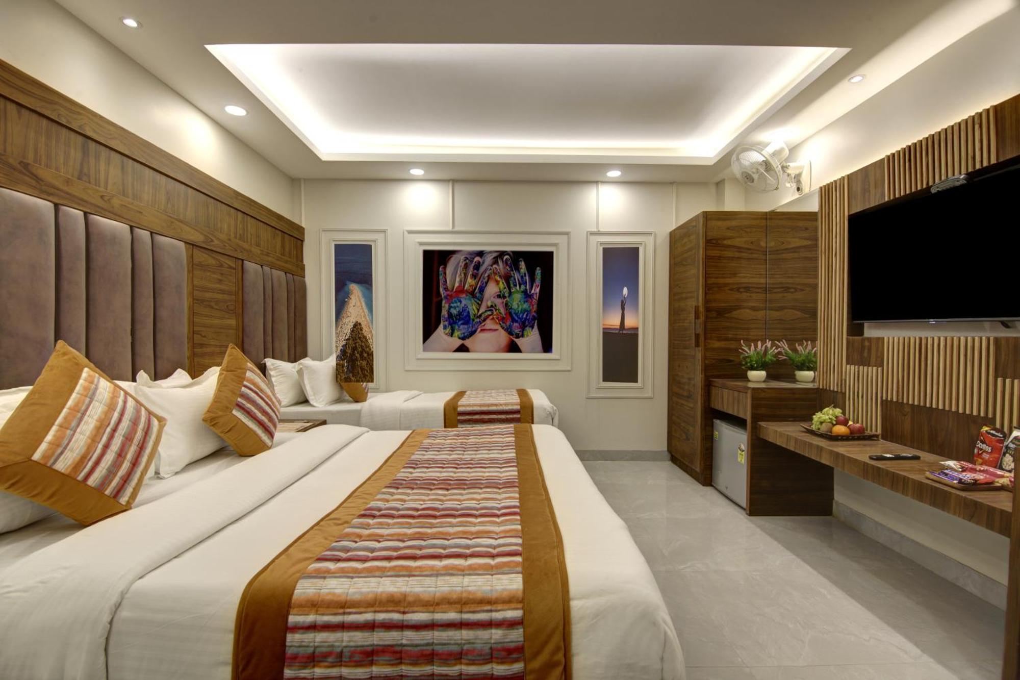 Hotel Bless - Near Connaught Place 4*