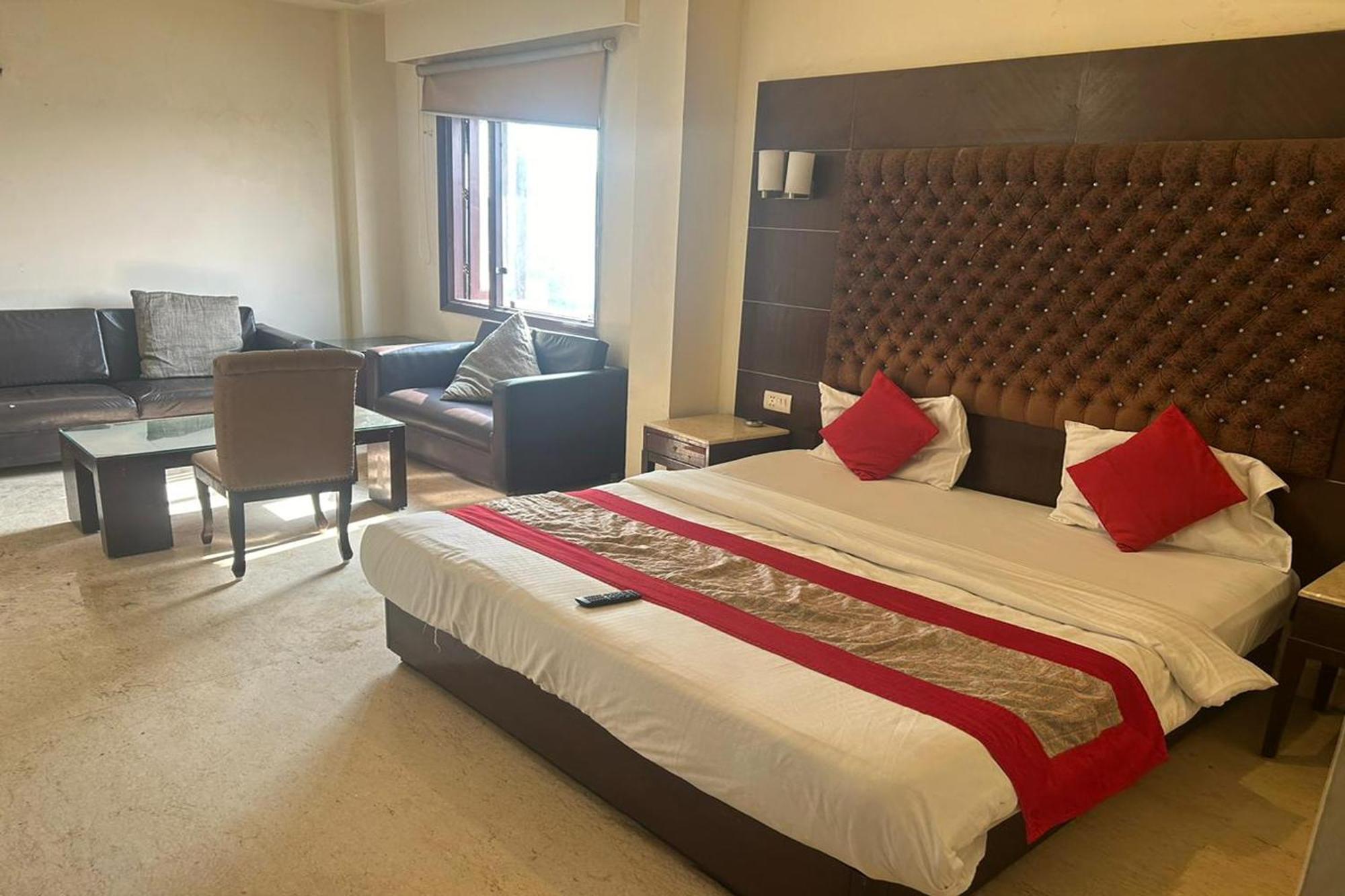 Hotel The Metropolis Near Rk Ashram Metro Station