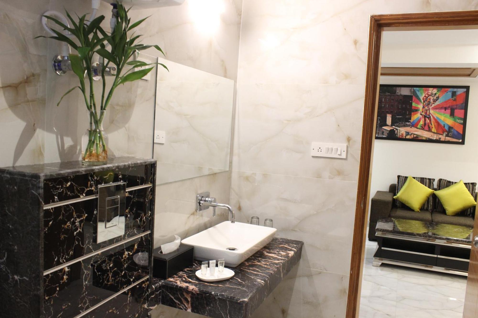 Hotel Transit Near Delhi Airport