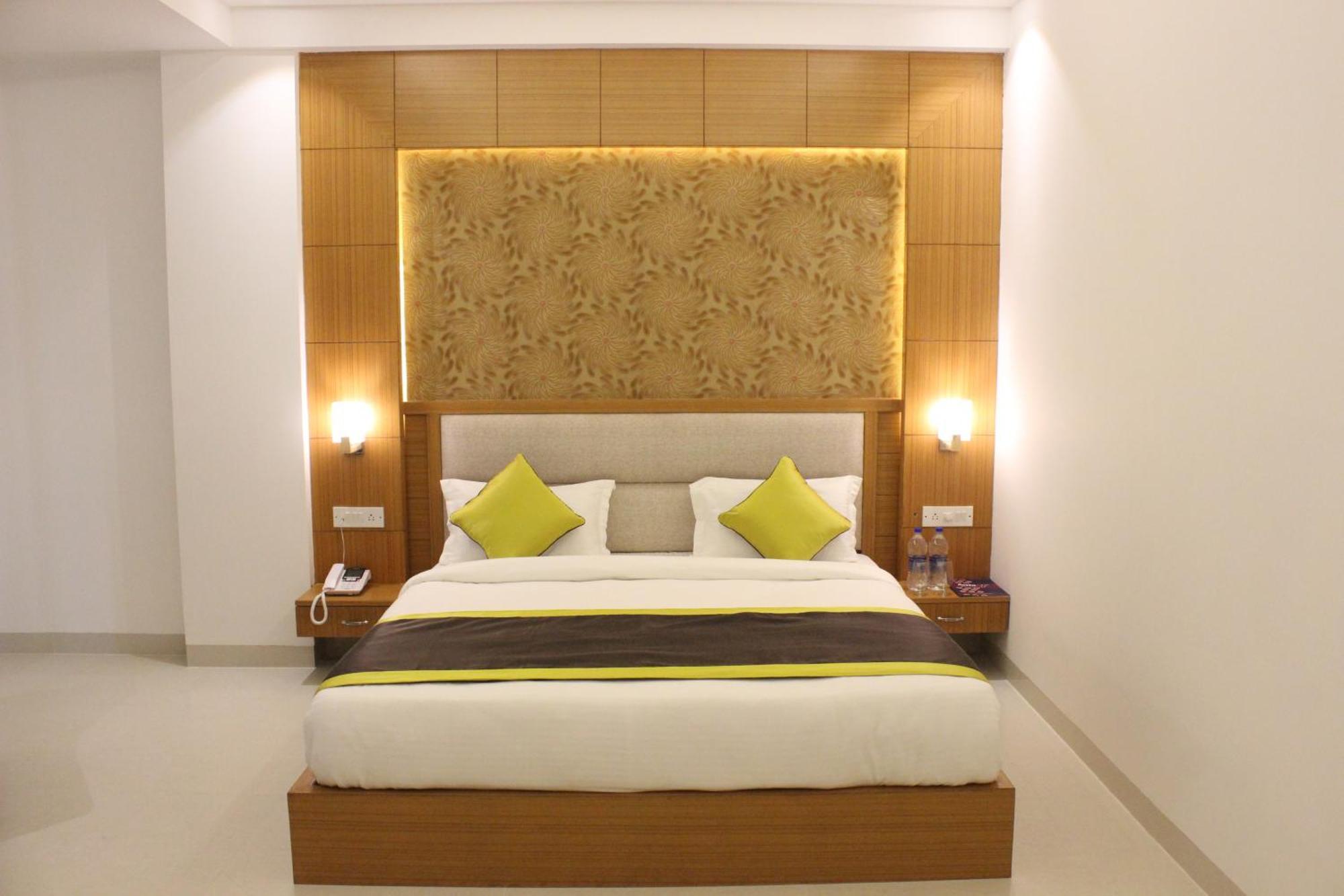 Transit Near Delhi Airport Hotel 3*