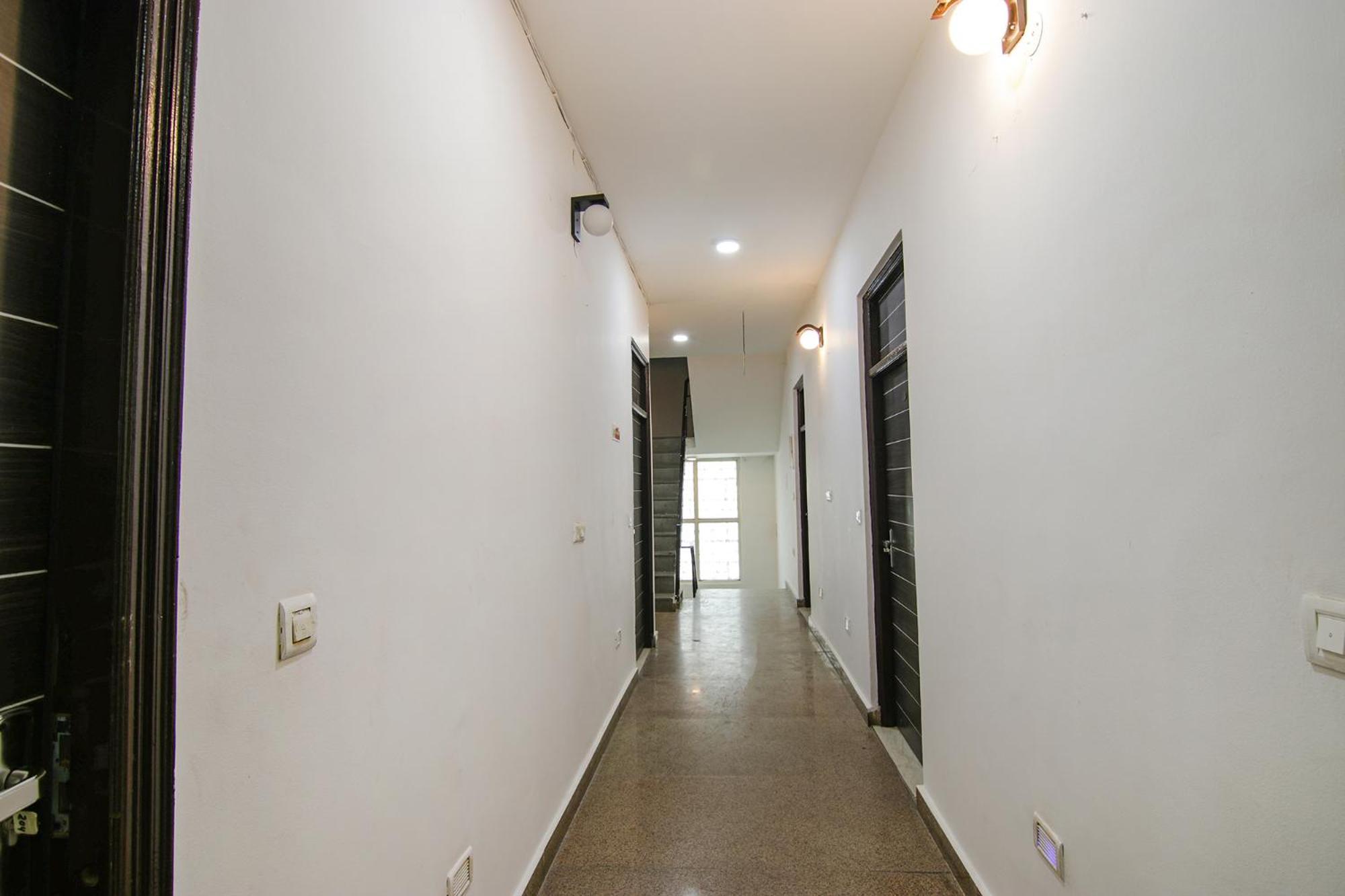 Fabexpress Gross Plaza Hotel