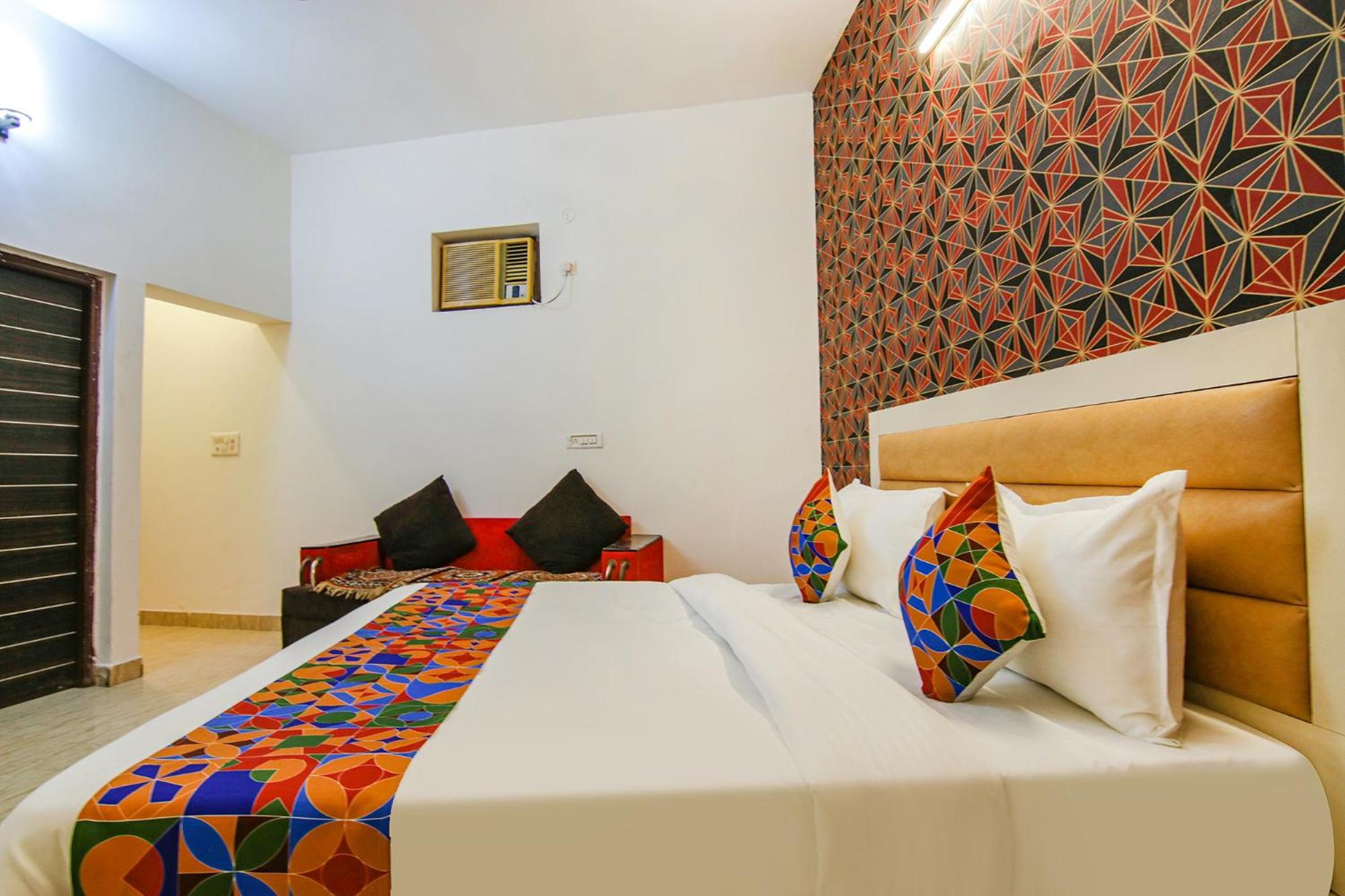 Fabexpress Gross Plaza 4* New Delhi