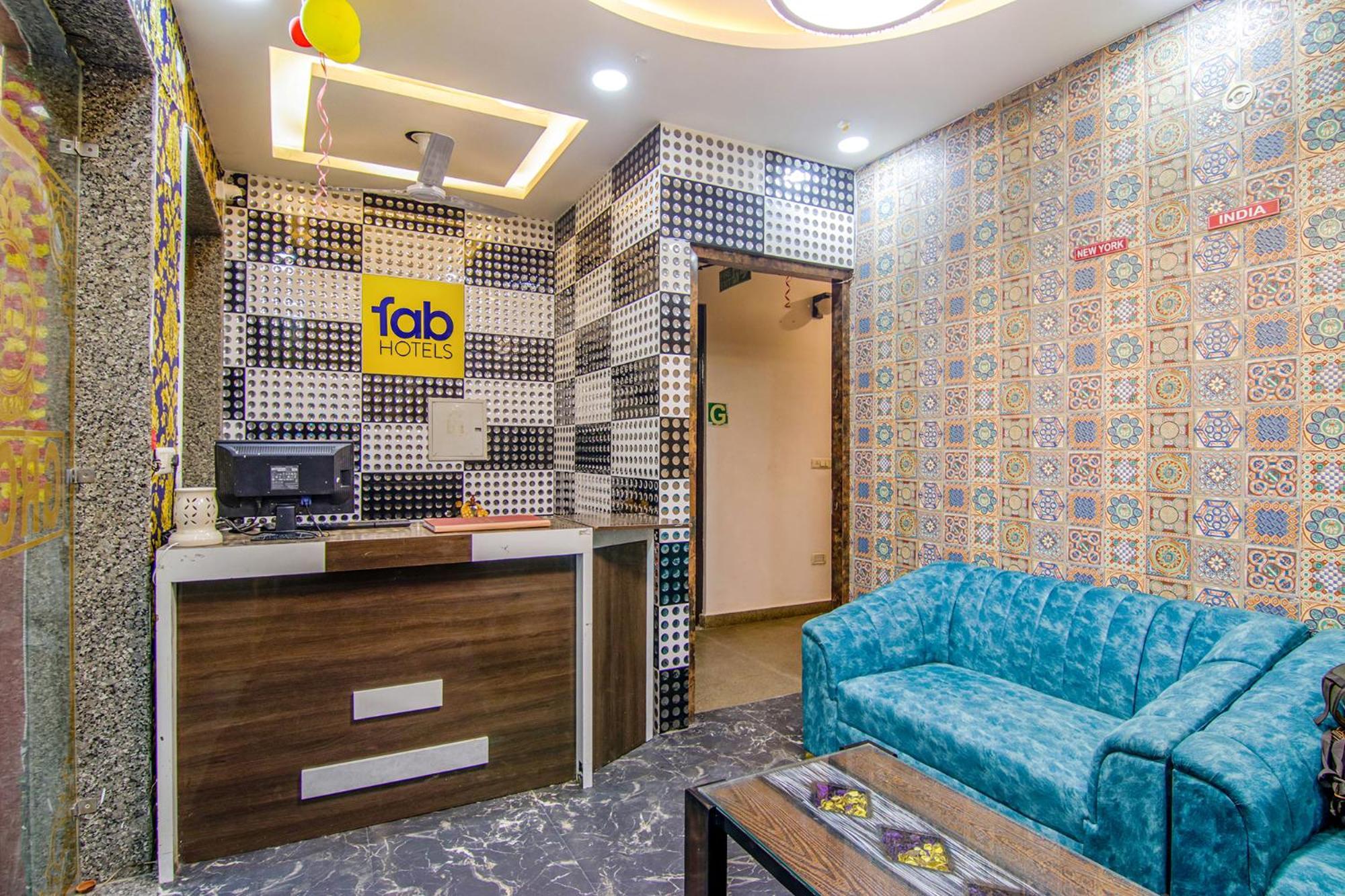 Fabexpress Gross Plaza 4*