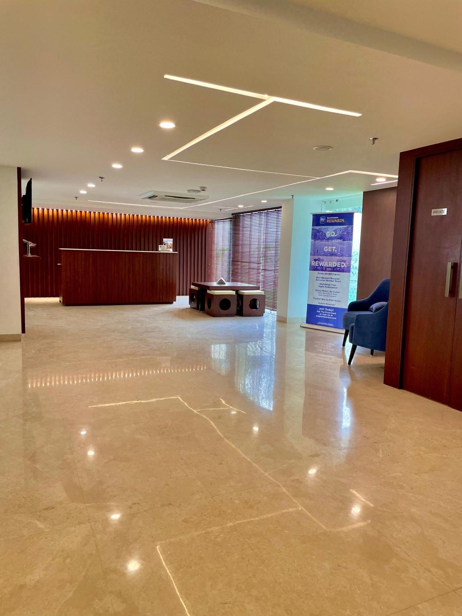 Western Maharani Bagh Hotel New Delhi