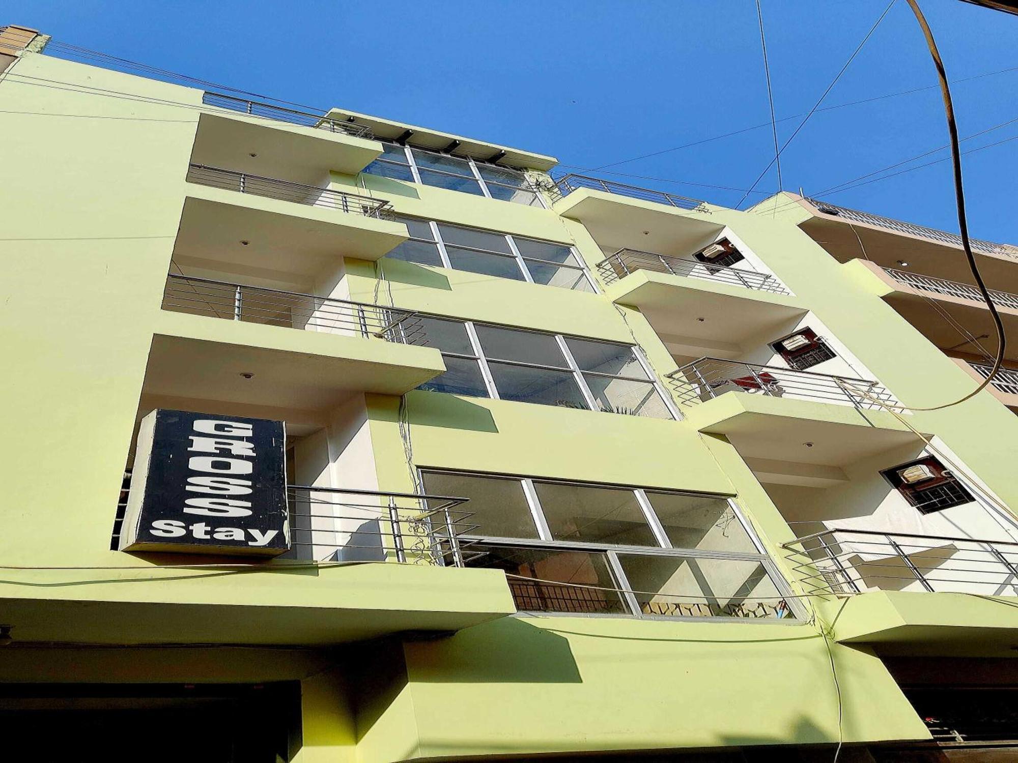 Hotel O Airport Gross 3*