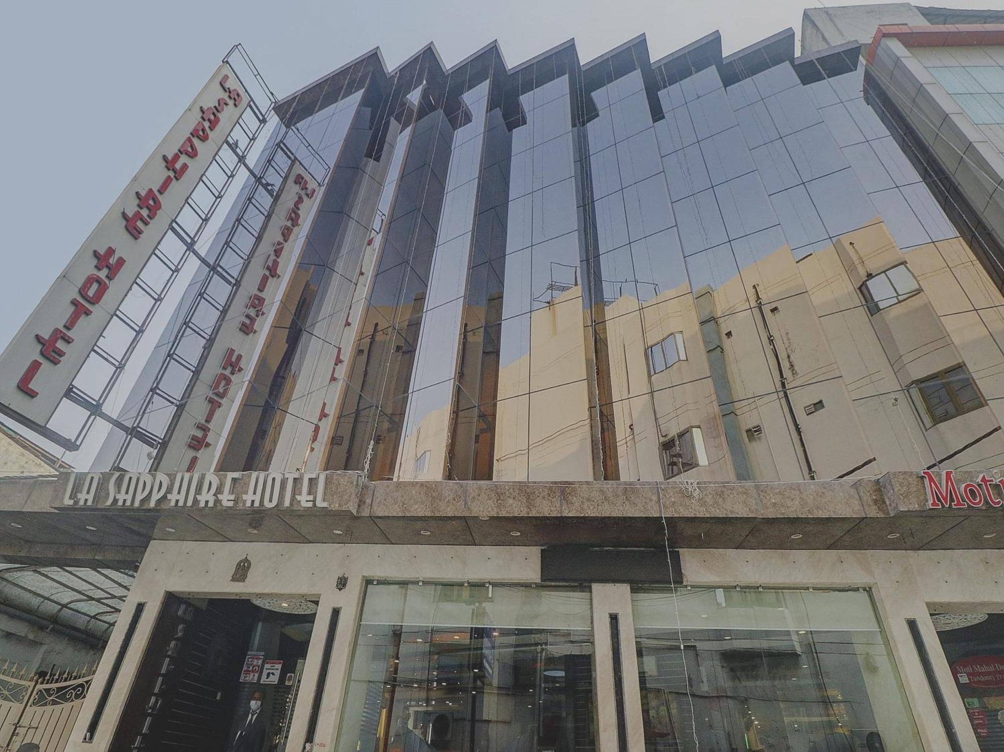 Townhouse 517 La Sapphire Near Delhi Airport Hotel