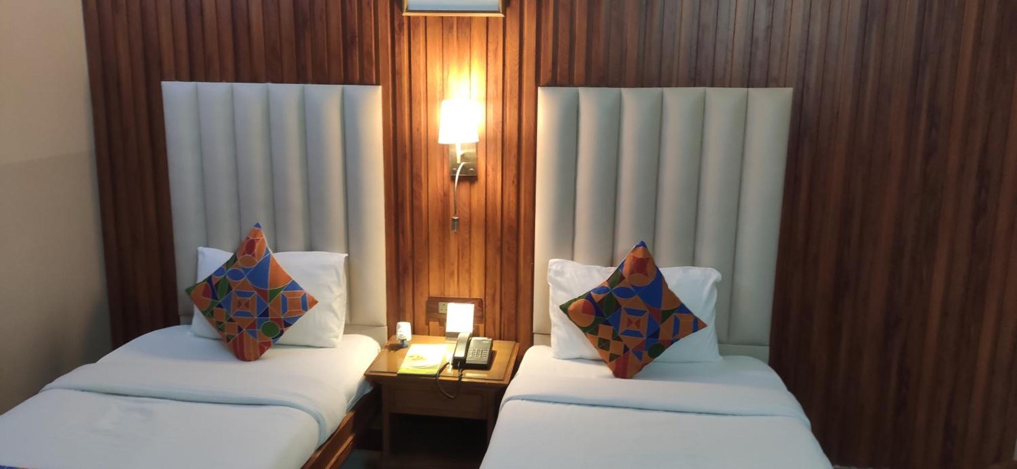 Conclave Executive Hotel 3*