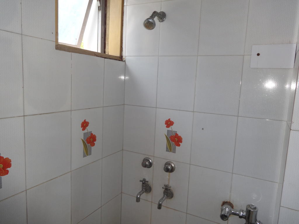 Flagship Hotel International Neelam Suites Near Jama Masjid