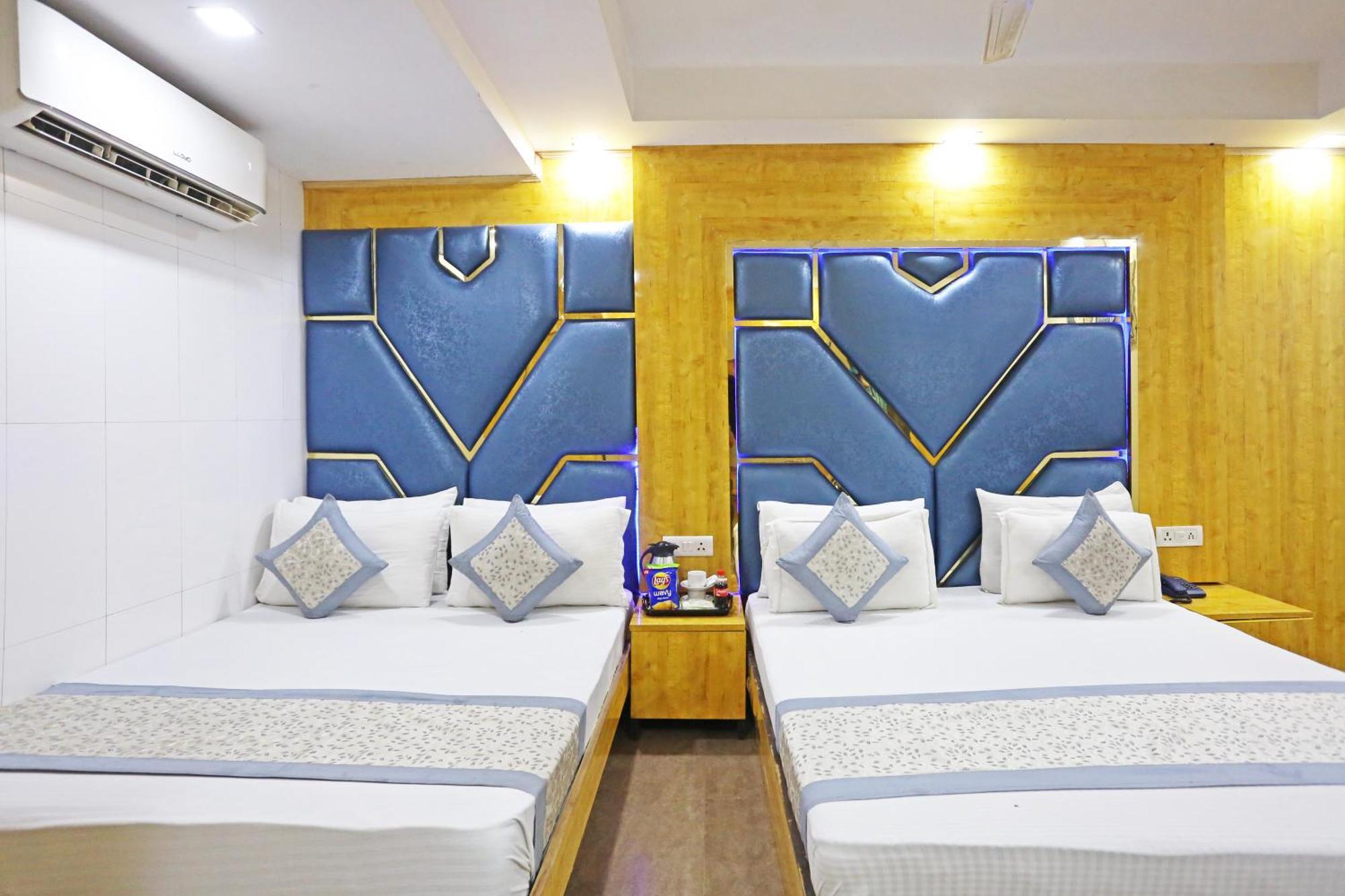 Preet Palace -5 Mints Walk From Nizamuddin Railway Station Hotel 4*