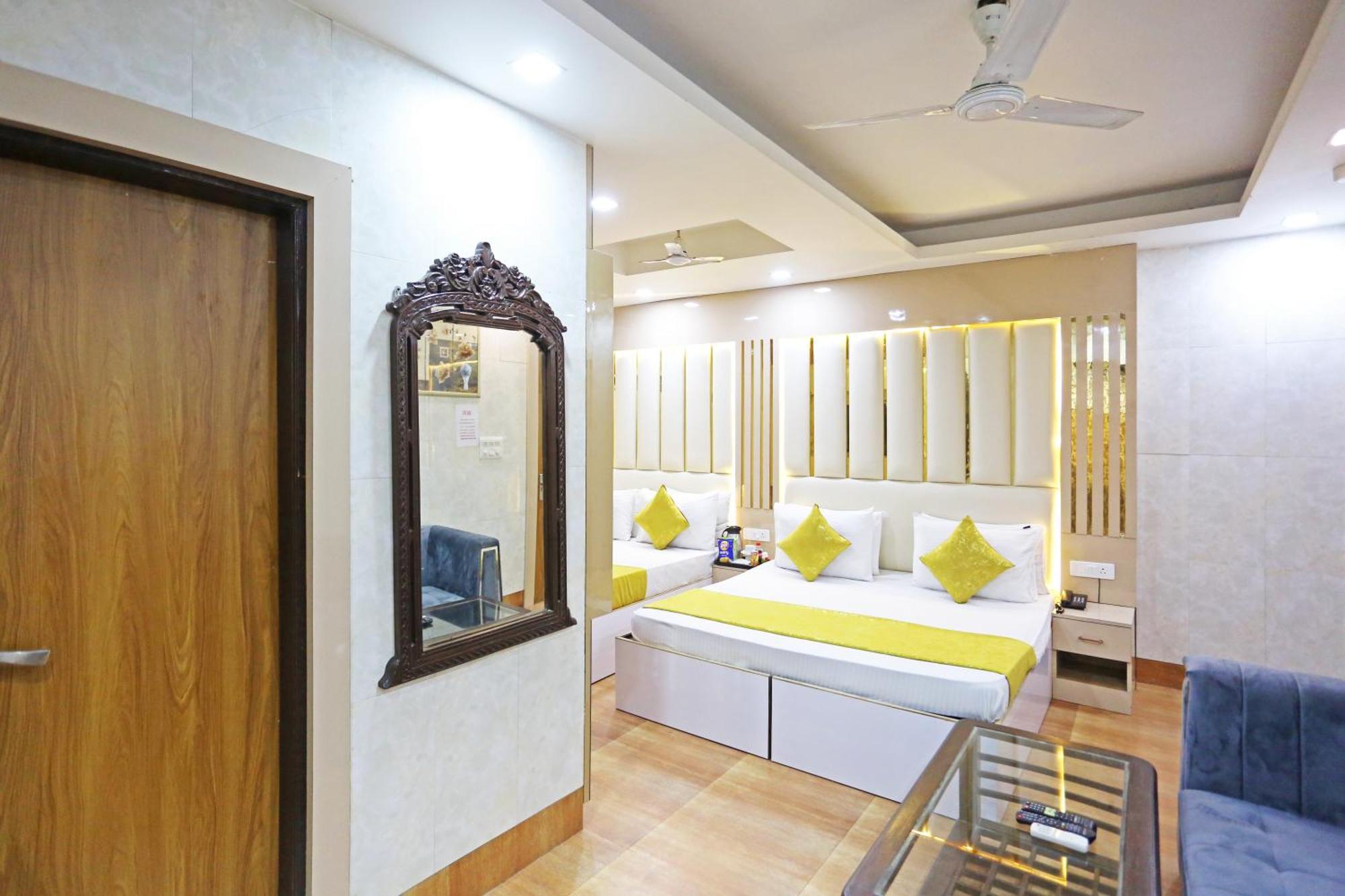 Preet Palace -5 Mints Walk From Nizamuddin Railway Station Hotel New Delhi