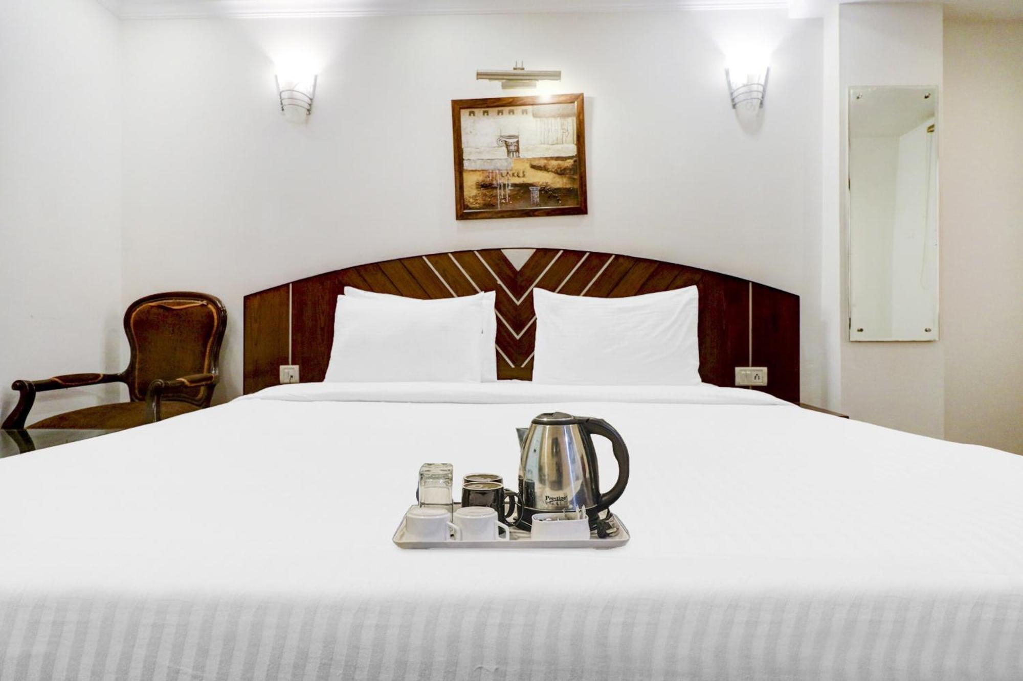 Townhouse 517 La Sapphire Near Delhi Airport
