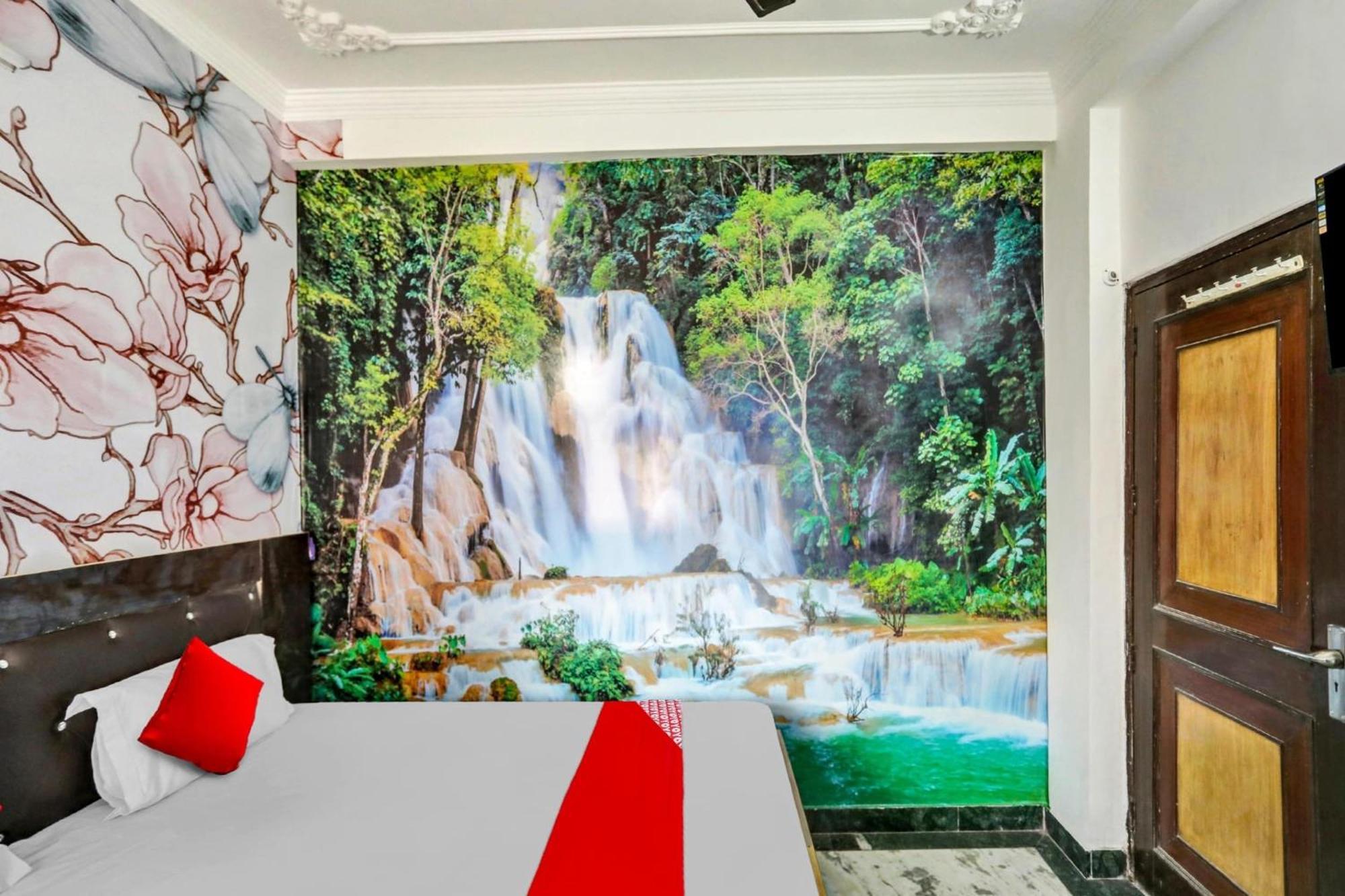Super Oyo O Red Apple Hotel New Delhi