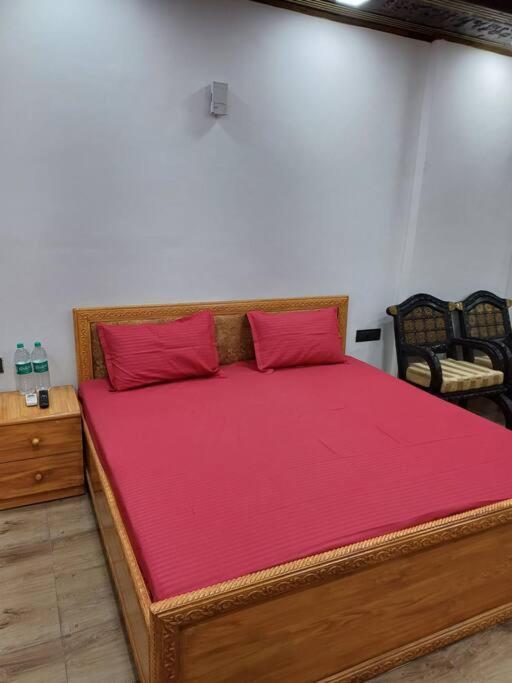 The Maharaja Moti Nagar Dlf New Delhi
