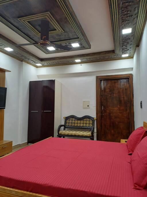Apartment The Maharaja Moti Nagar Dlf
