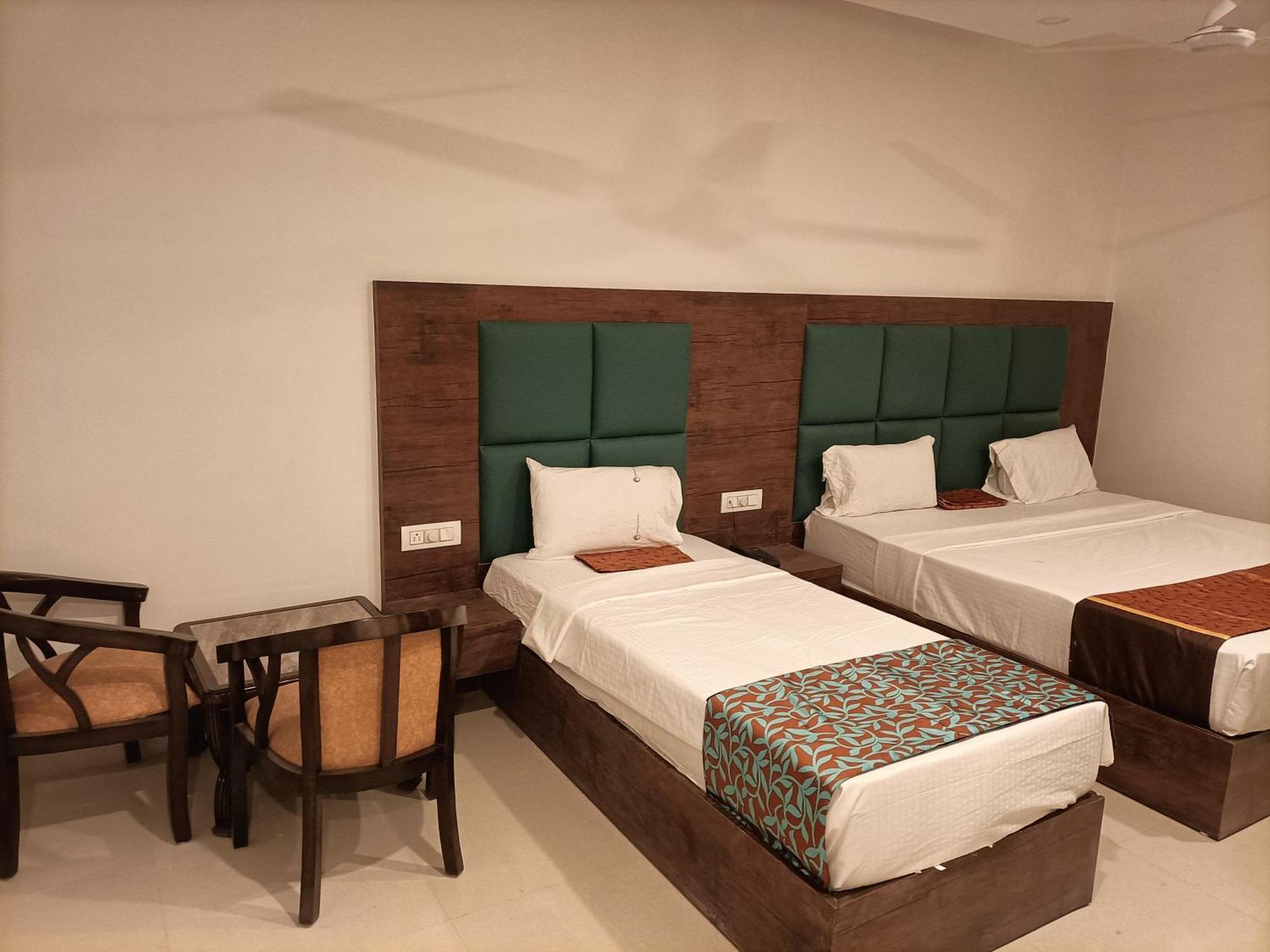 D Tark Near Igi Airport Hotel New Delhi