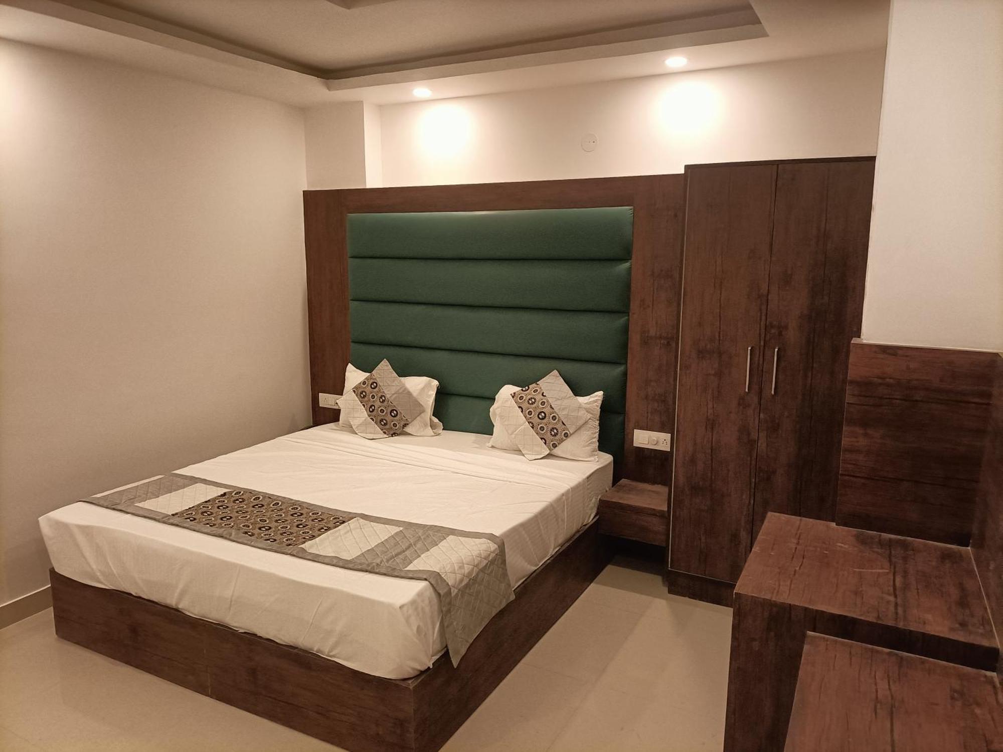 D Tark Near Igi Airport New Delhi
