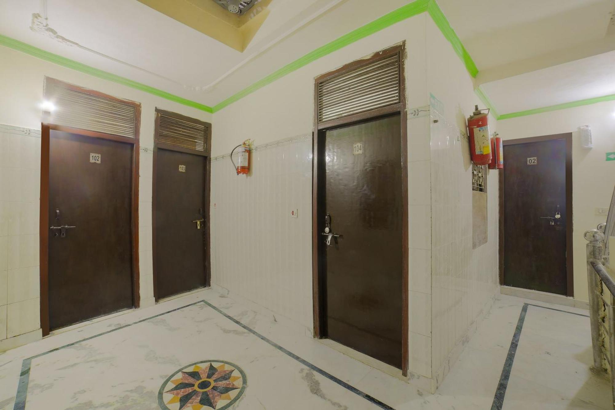 O Shyam Palace Near Railway Station Hotel Nova Deli