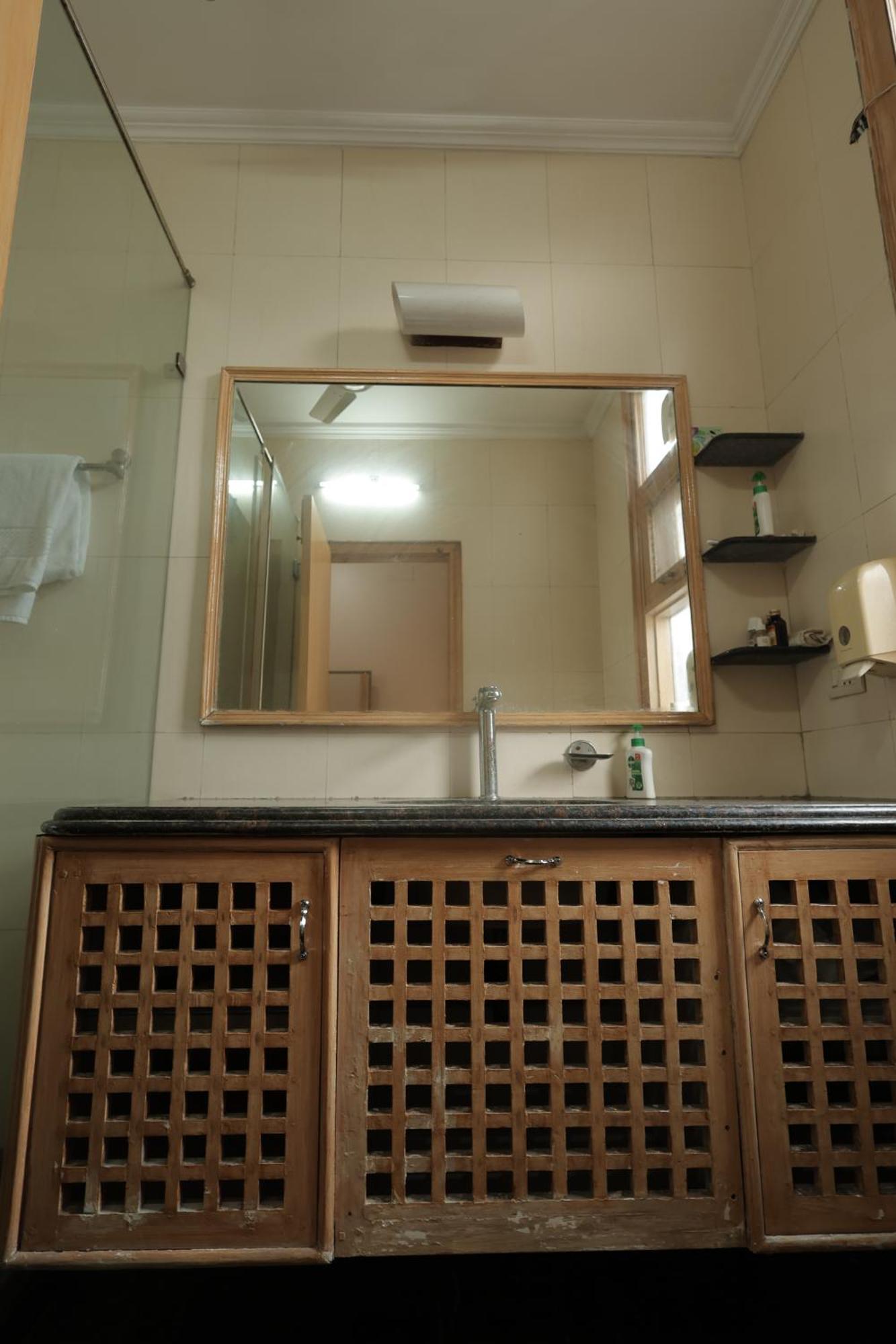 Bed & Breakfast Ss Residency New Delhi