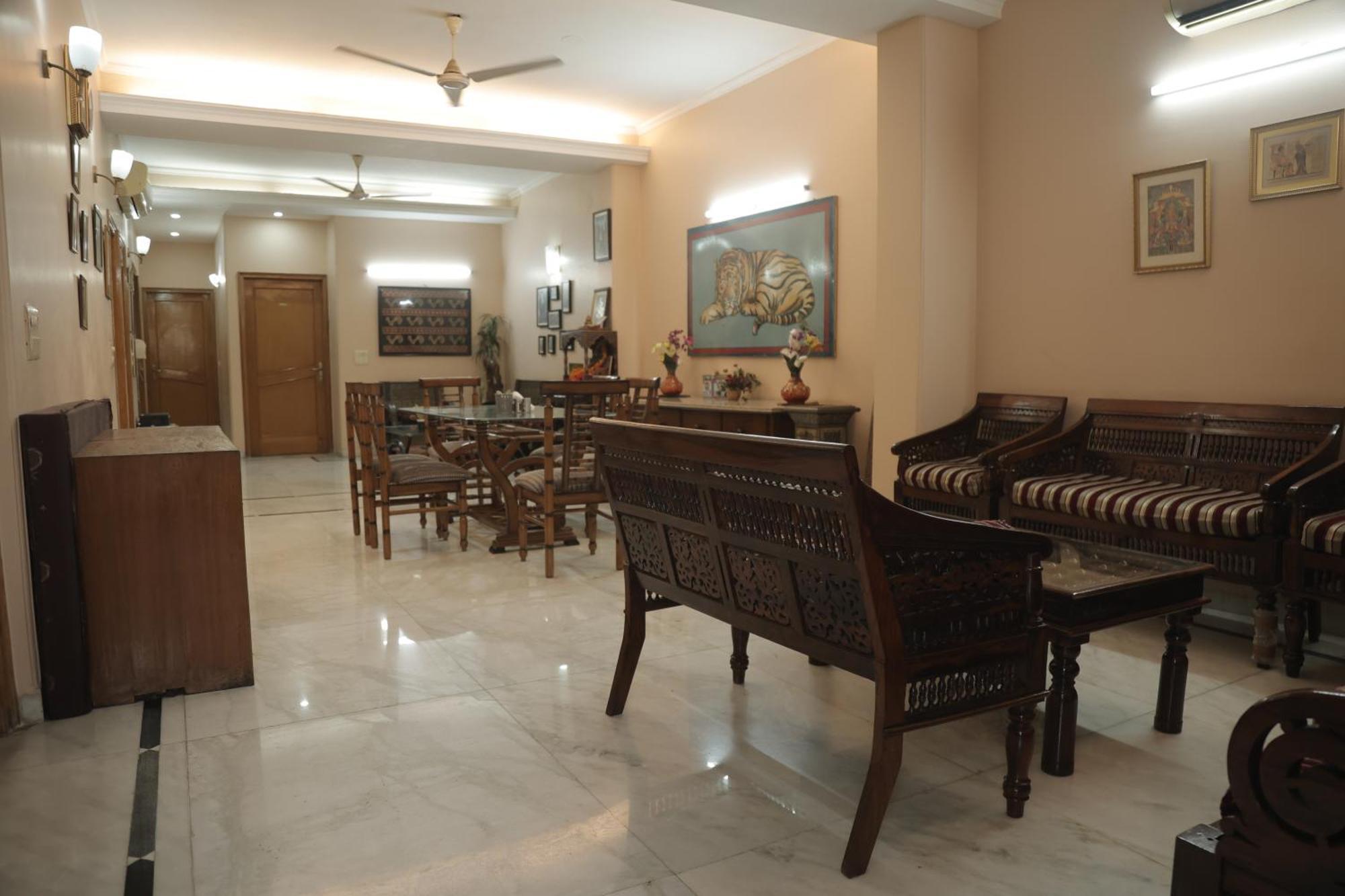 Ss Residency Bed & Breakfast 2*