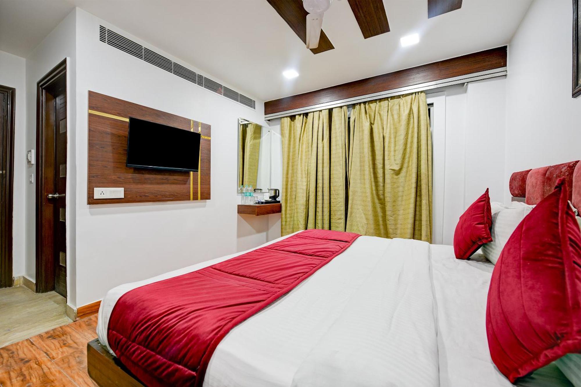 Staybook South Delhi