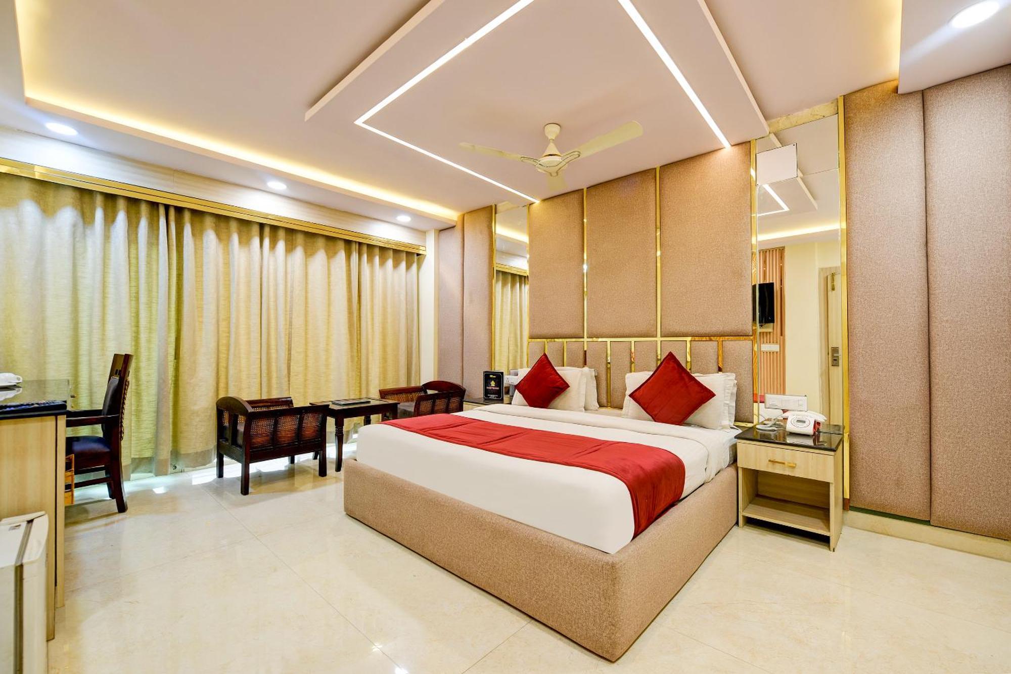 Hotel Staybook South Delhi New Delhi