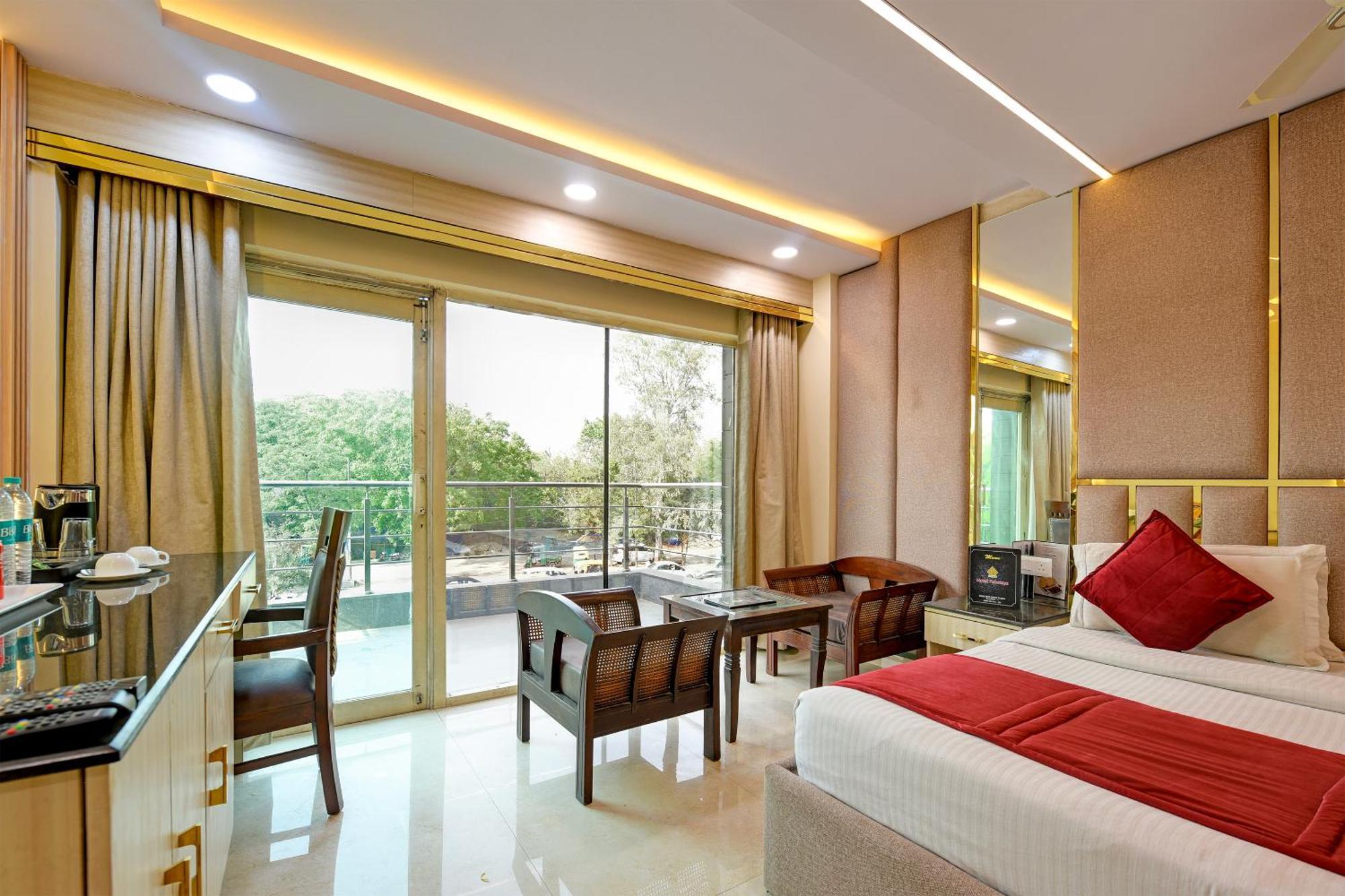 Staybook South Delhi