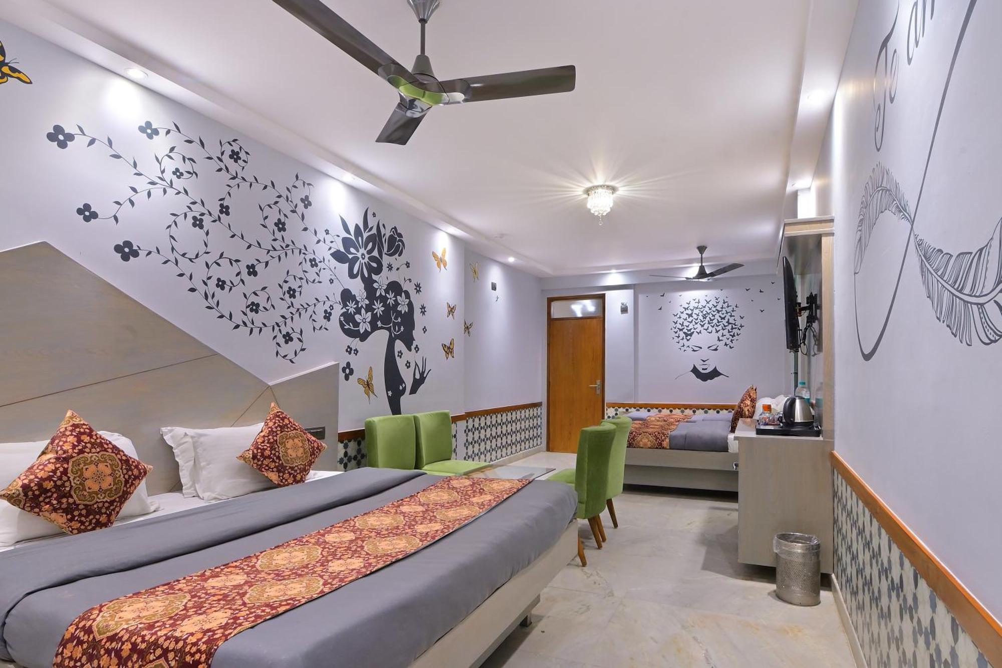 Yes Please -new Delhi Hotel New Delhi