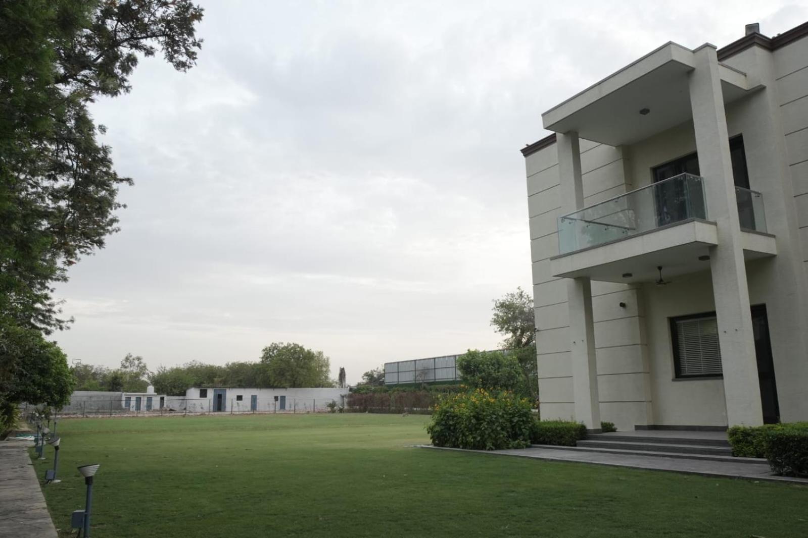 The Banyan Farm * New Delhi