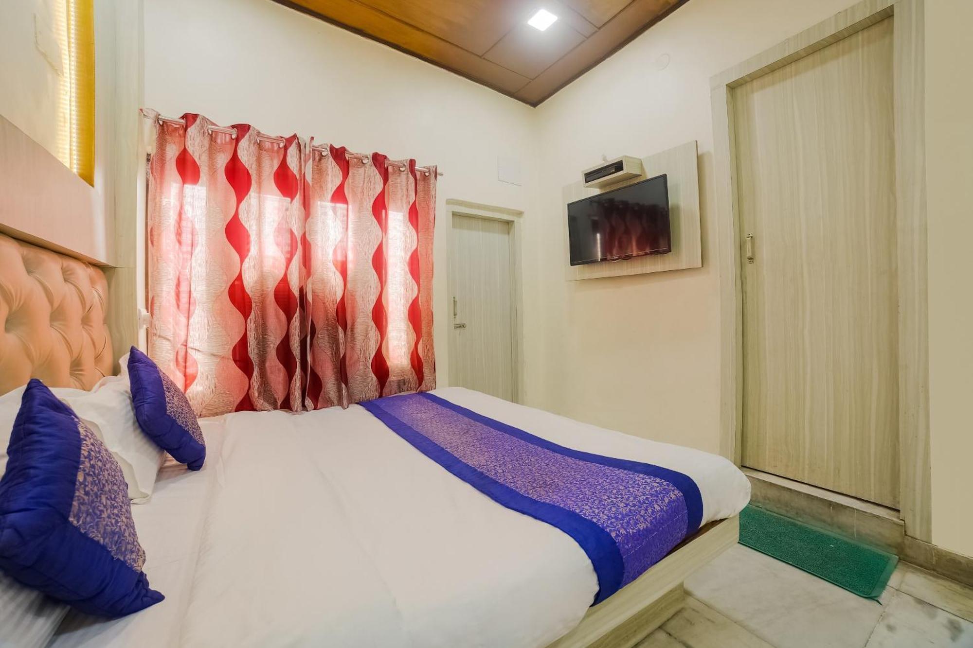 O Shyam Palace Near Railway Station