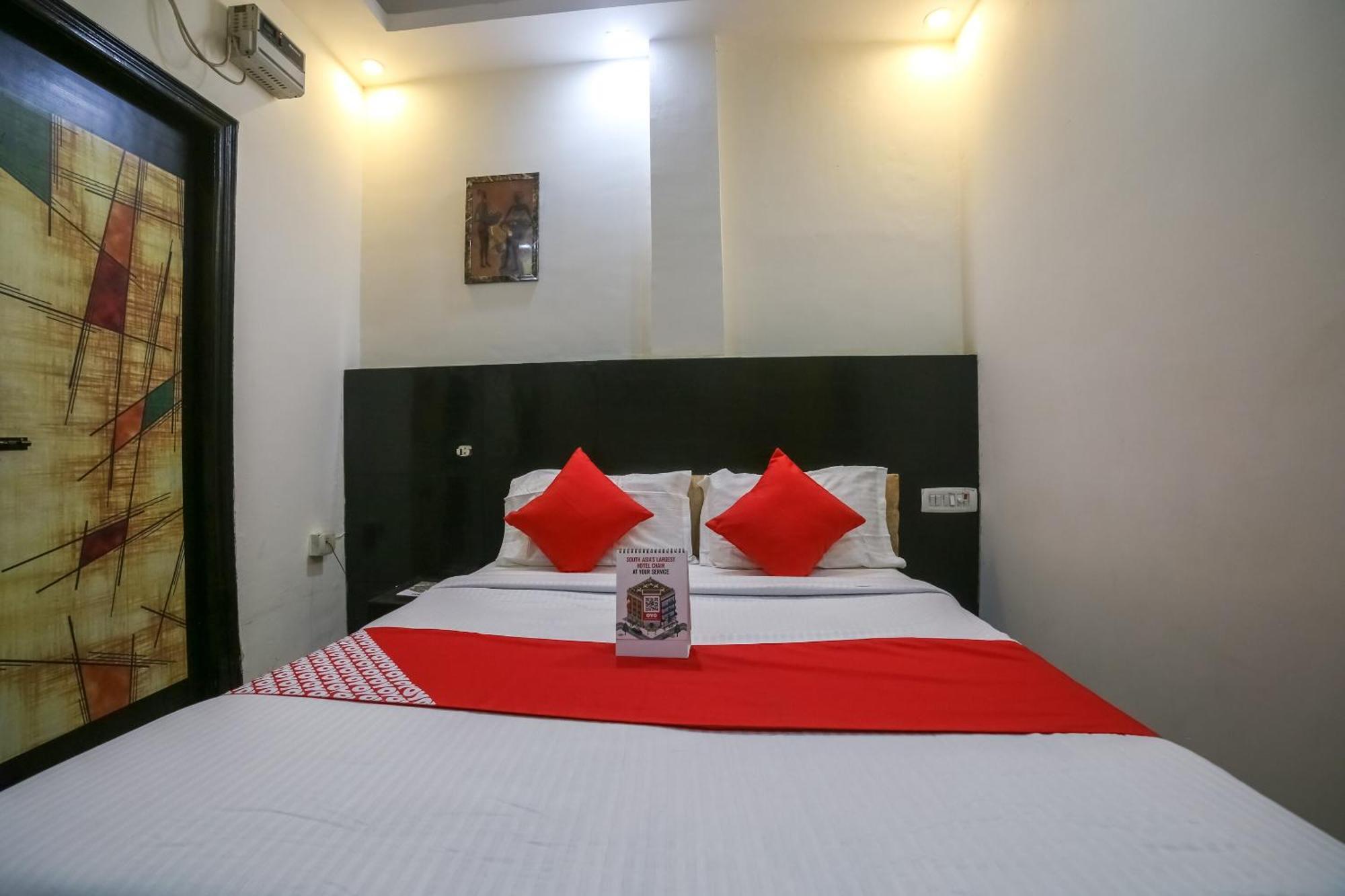 Oyo West Delhi Near Tdi Mall Hotel Nova Deli