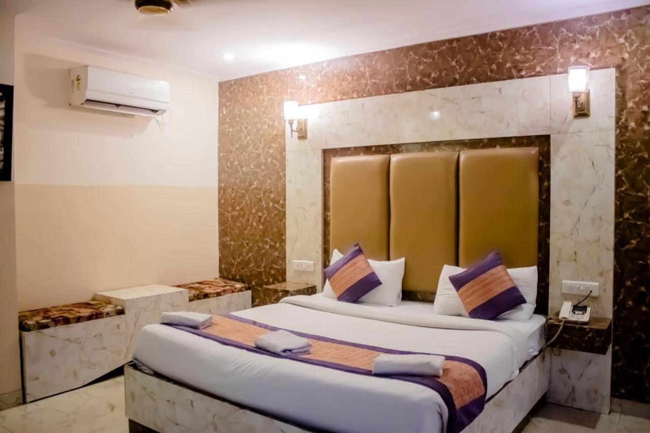 Hotel Airport - Near Delhi International Airport Nova Deli