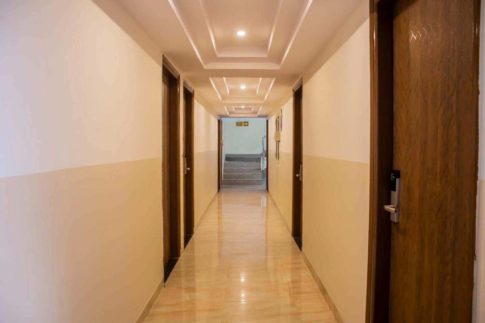 Airport - Near Delhi International Airport Hotel 4*