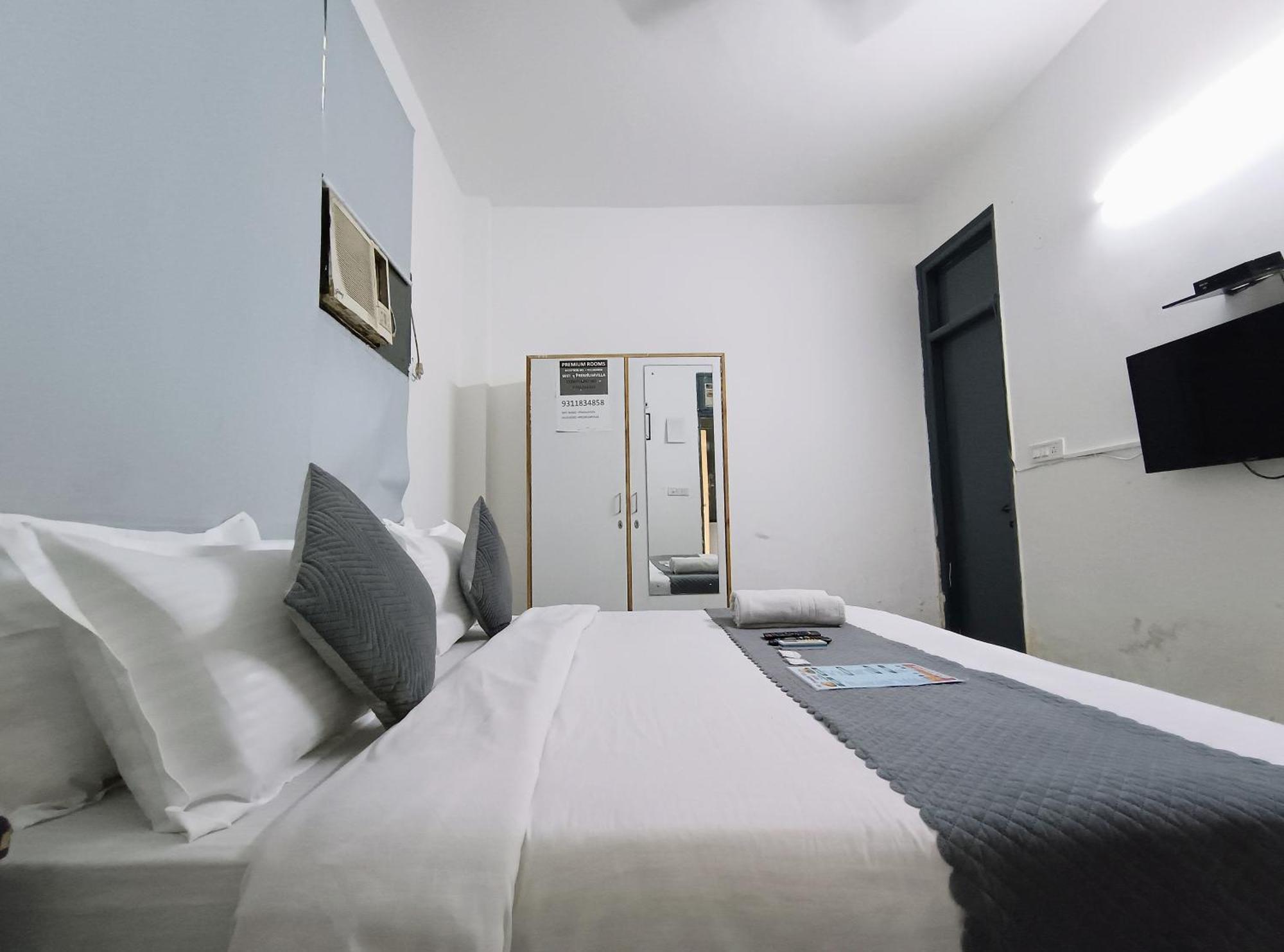 Hotel Hauz Khas View New Delhi