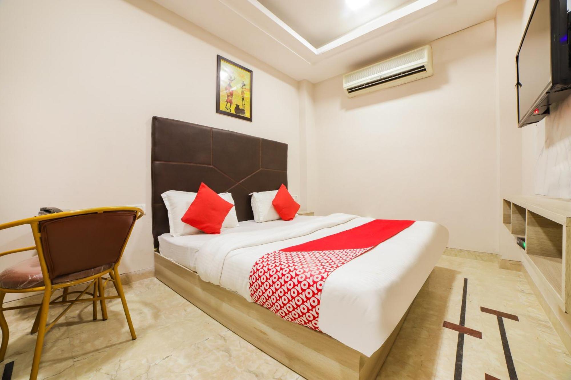 Hotel Sterling Inn,