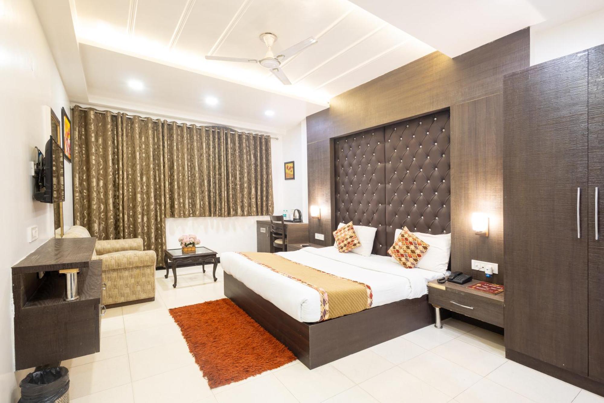 Hotel Red Castle - Karol Bagh - Where Luxury Meets Comfort Nova Deli