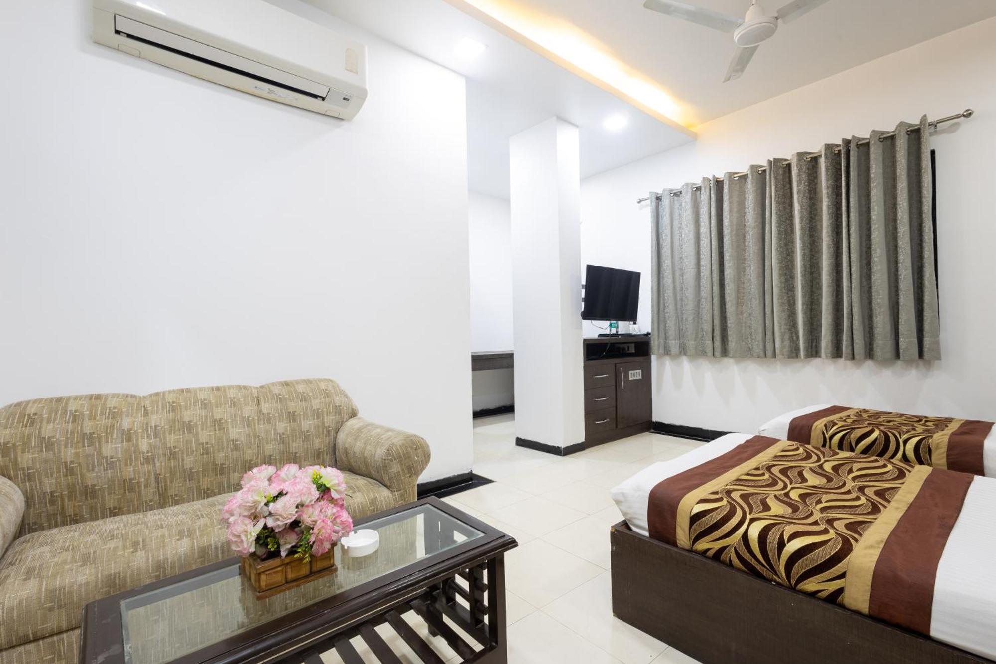 Red Castle - Karol Bagh - Where Luxury Meets Comfort Hotel Nova Deli