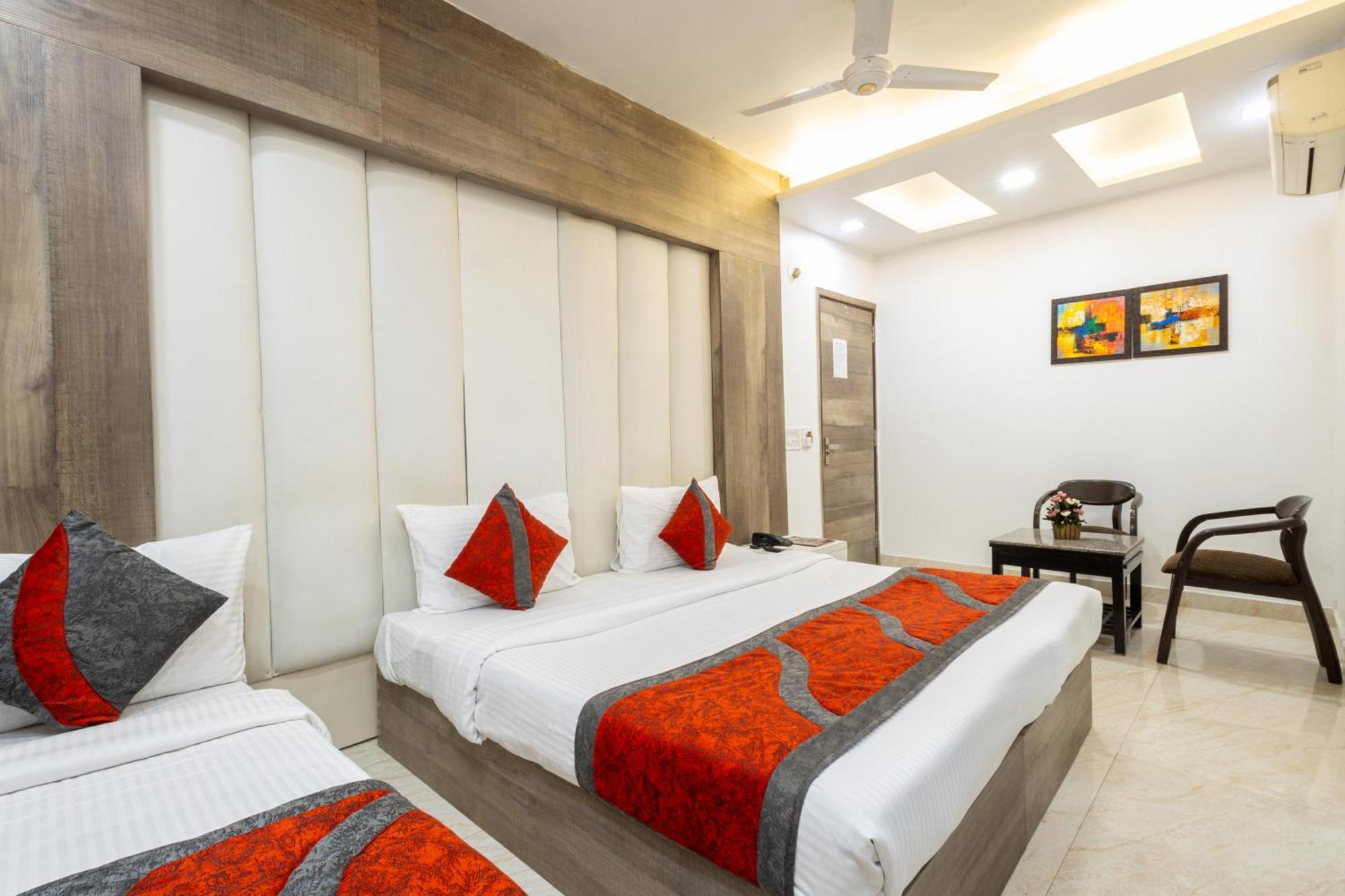 Red Castle - Karol Bagh - Where Luxury Meets Comfort 4*