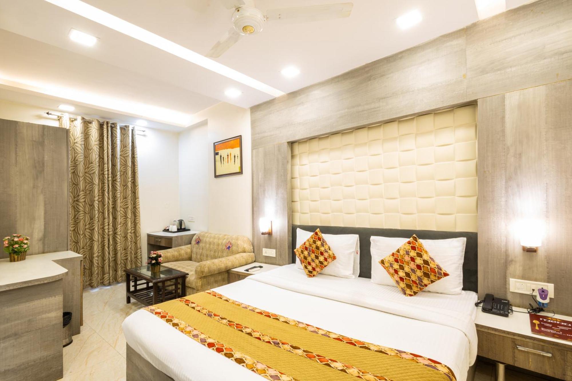 Hotel Red Castle - Karol Bagh - Where Luxury Meets Comfort