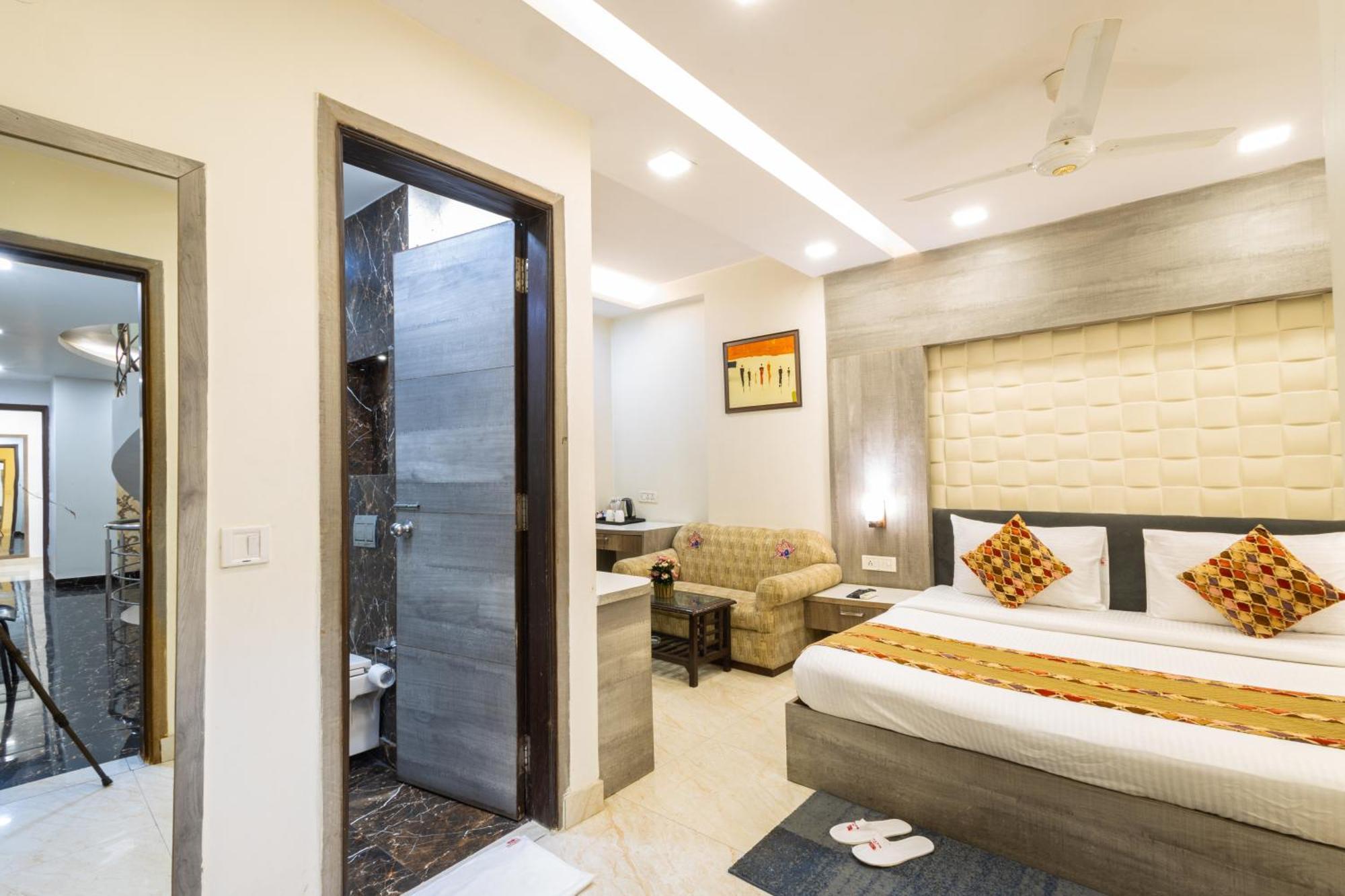 Red Castle - Karol Bagh - Where Luxury Meets Comfort Hotel