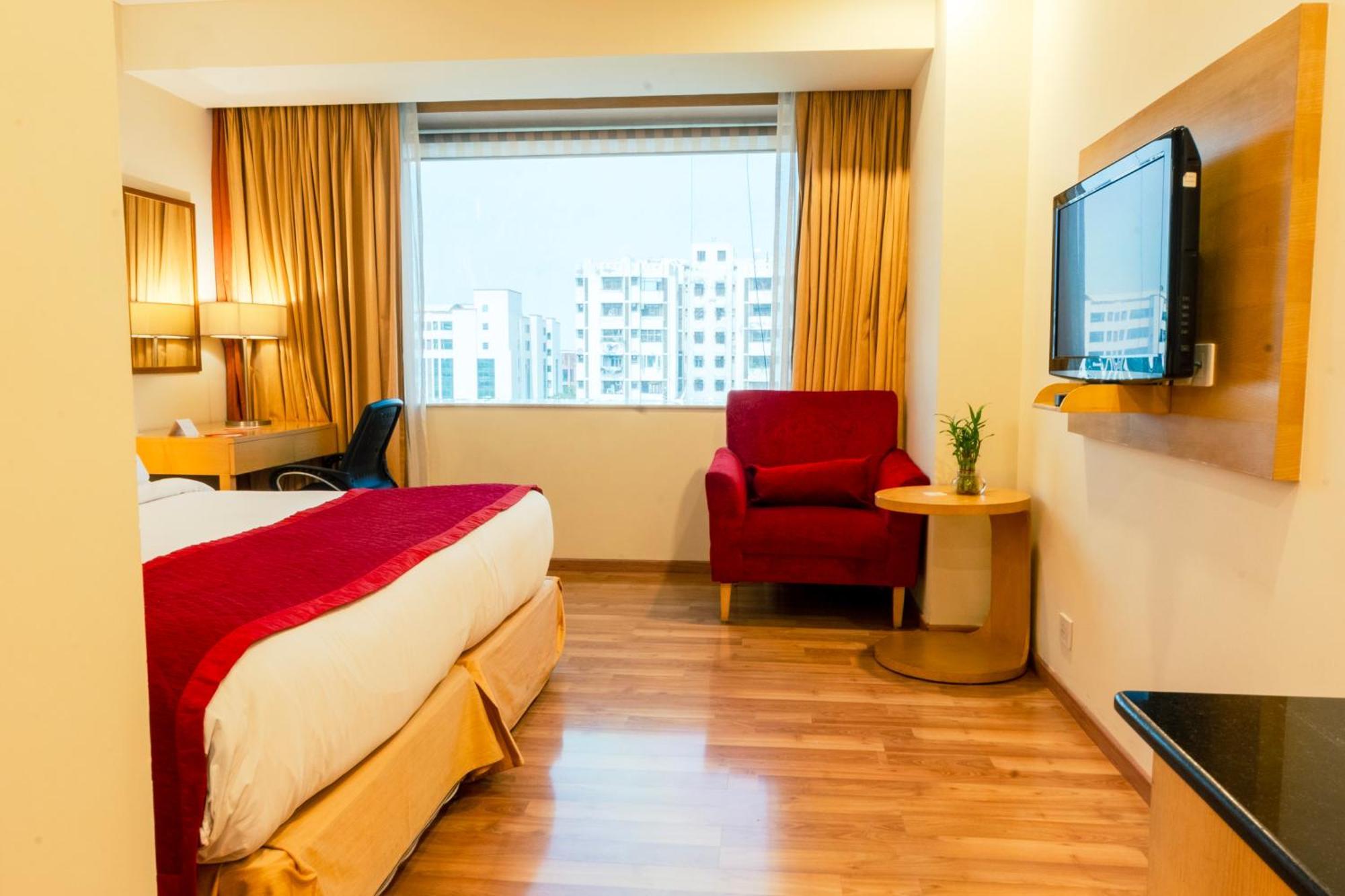 Zone Connect By The Park Saket