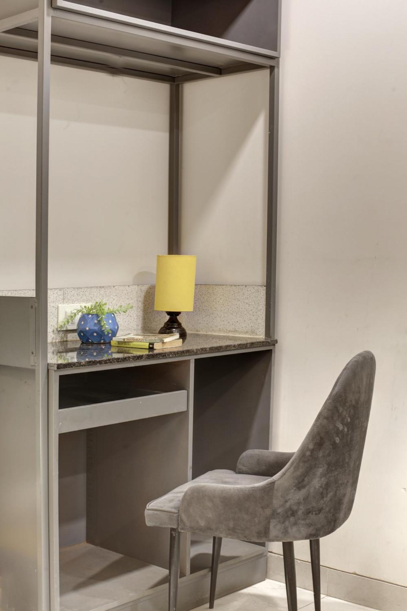 Hotel Applewood Palace - Near Delhi International Airport With - Free Airport Drop Hotel Nova Deli