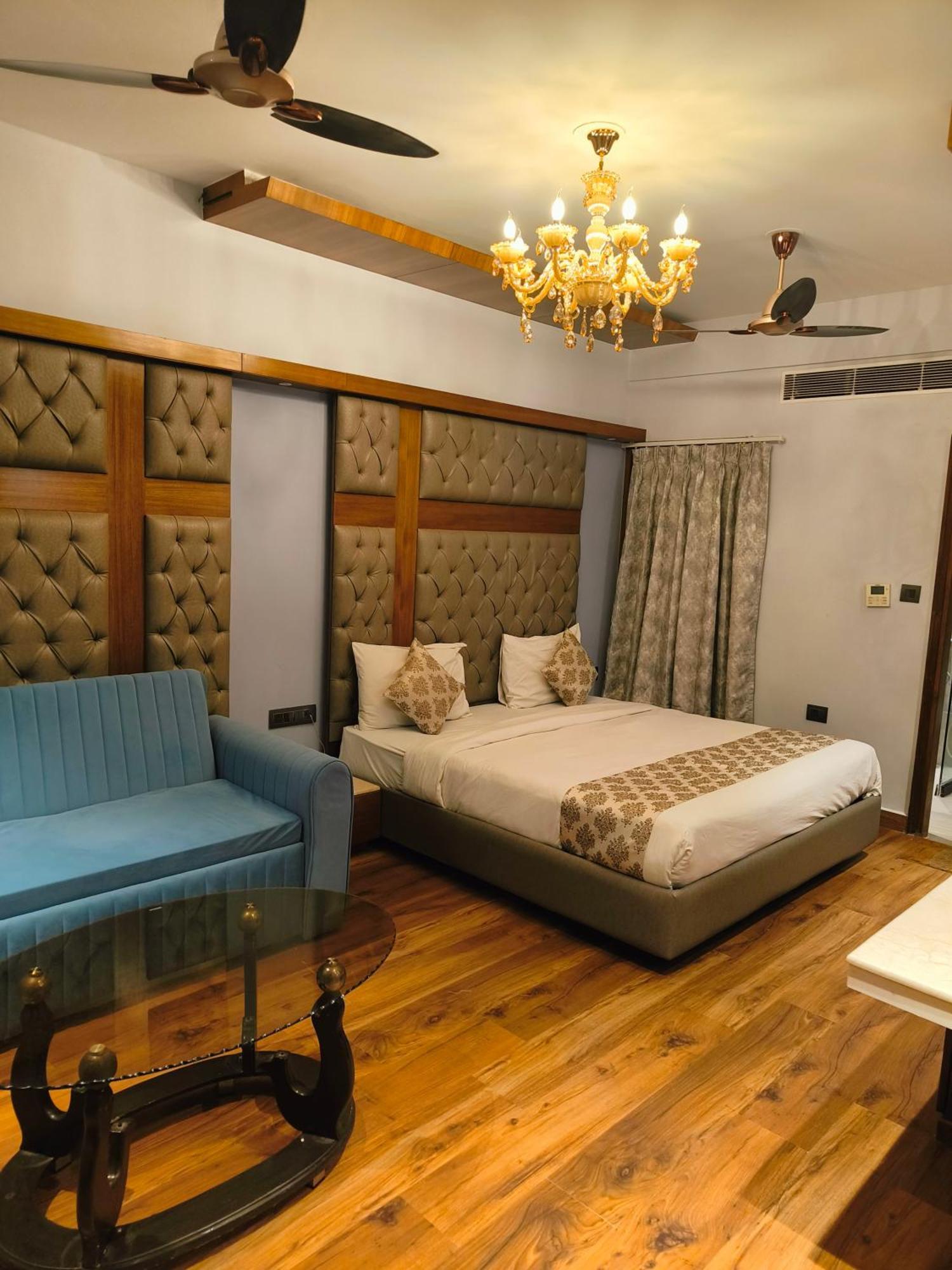 Hotel The Pearl - Free Airport Pickup - Traveler's Choice Award Winner For 2025 4*