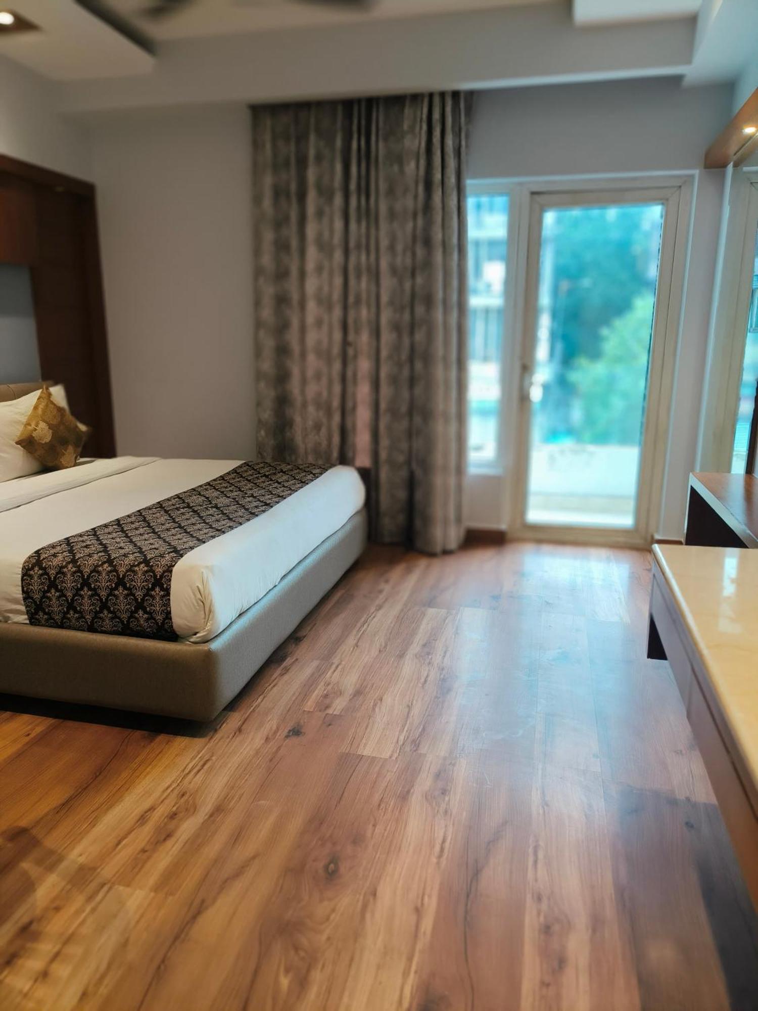 Hotel The Pearl - Free Airport Pickup - Traveler's Choice Award Winner For 2025 4*