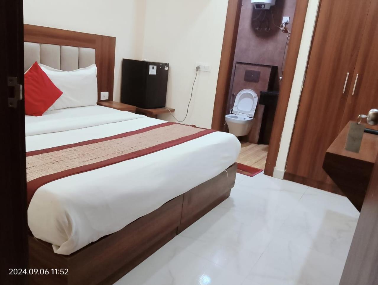 Hotel Glace Near Igi Airport Delhi New Delhi