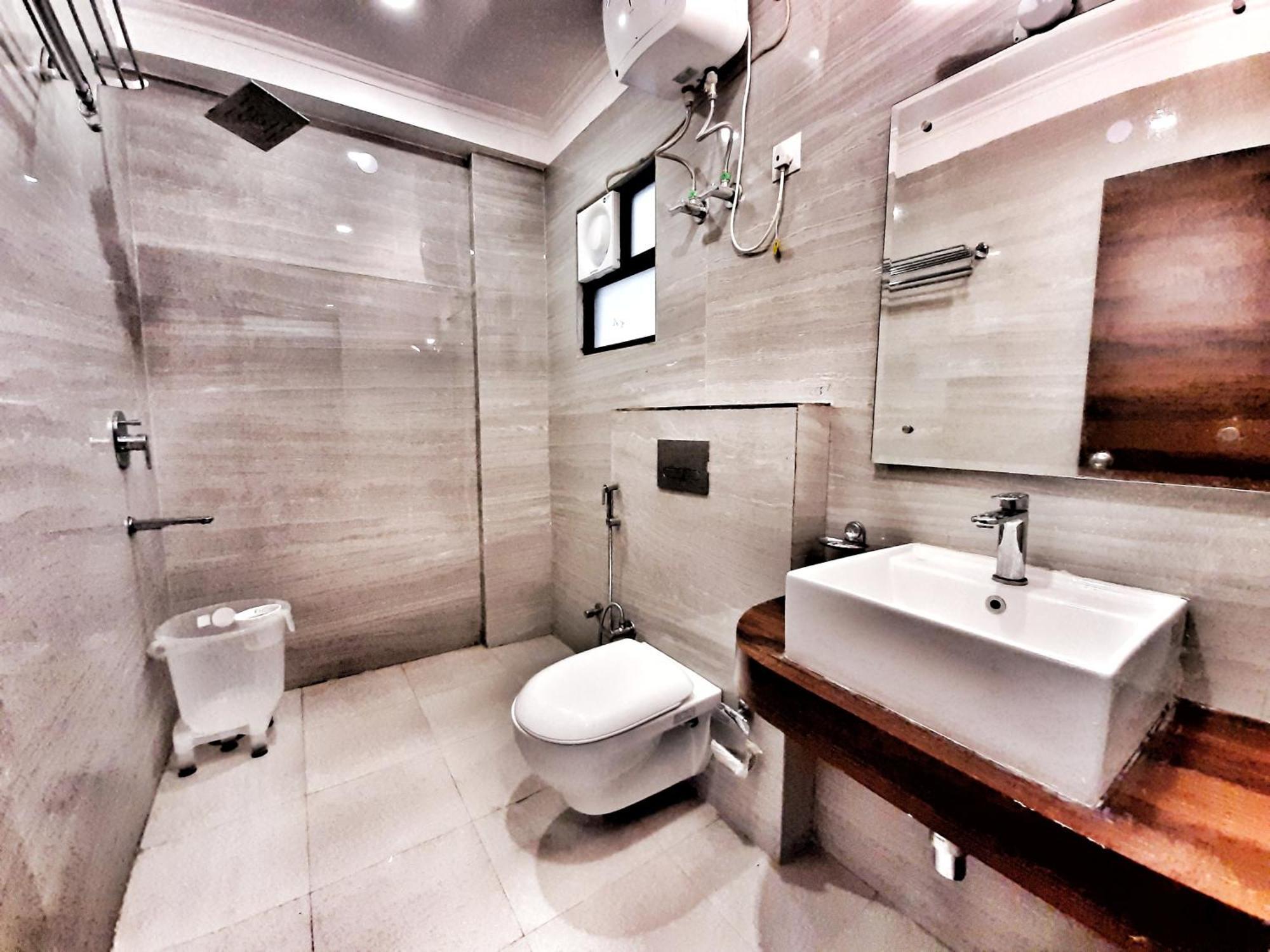 Hotel Delhi Aerocity, Nh 48 New Delhi